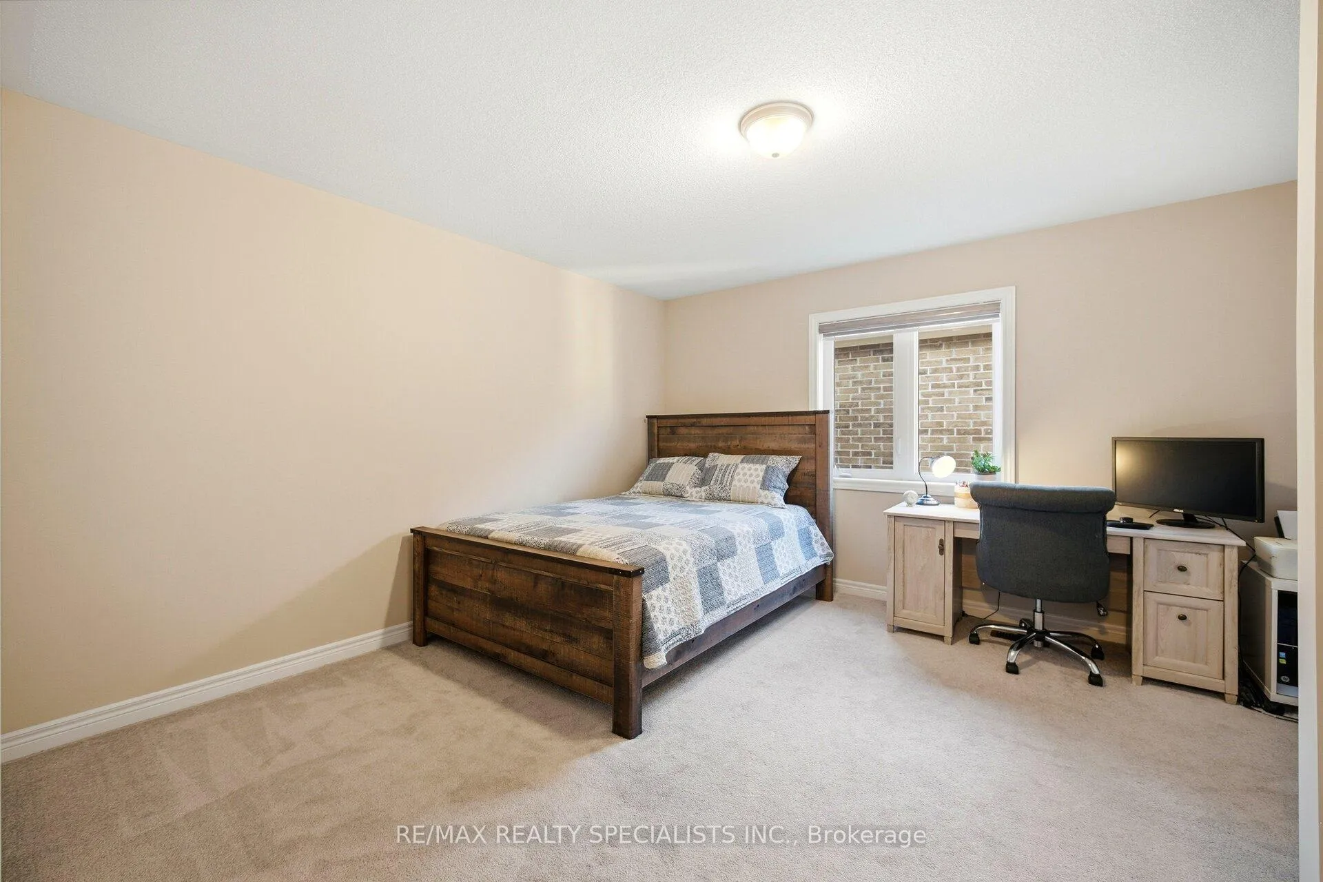 Photo 34 of 4 Oldham Avenue, Brant, Paris — HOMEH