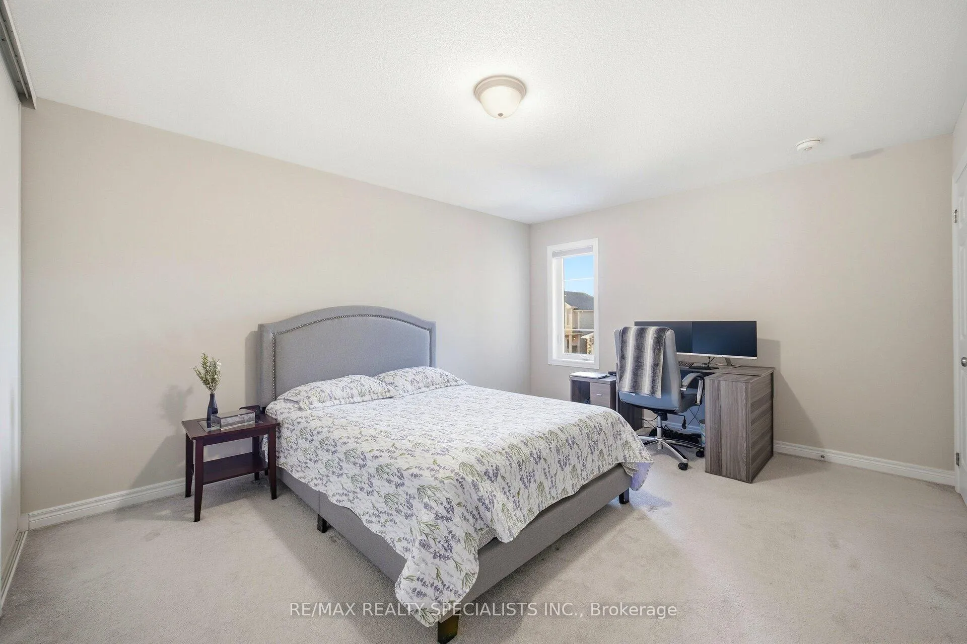 Photo 40 of 4 Oldham Avenue, Brant, Paris — HOMEH