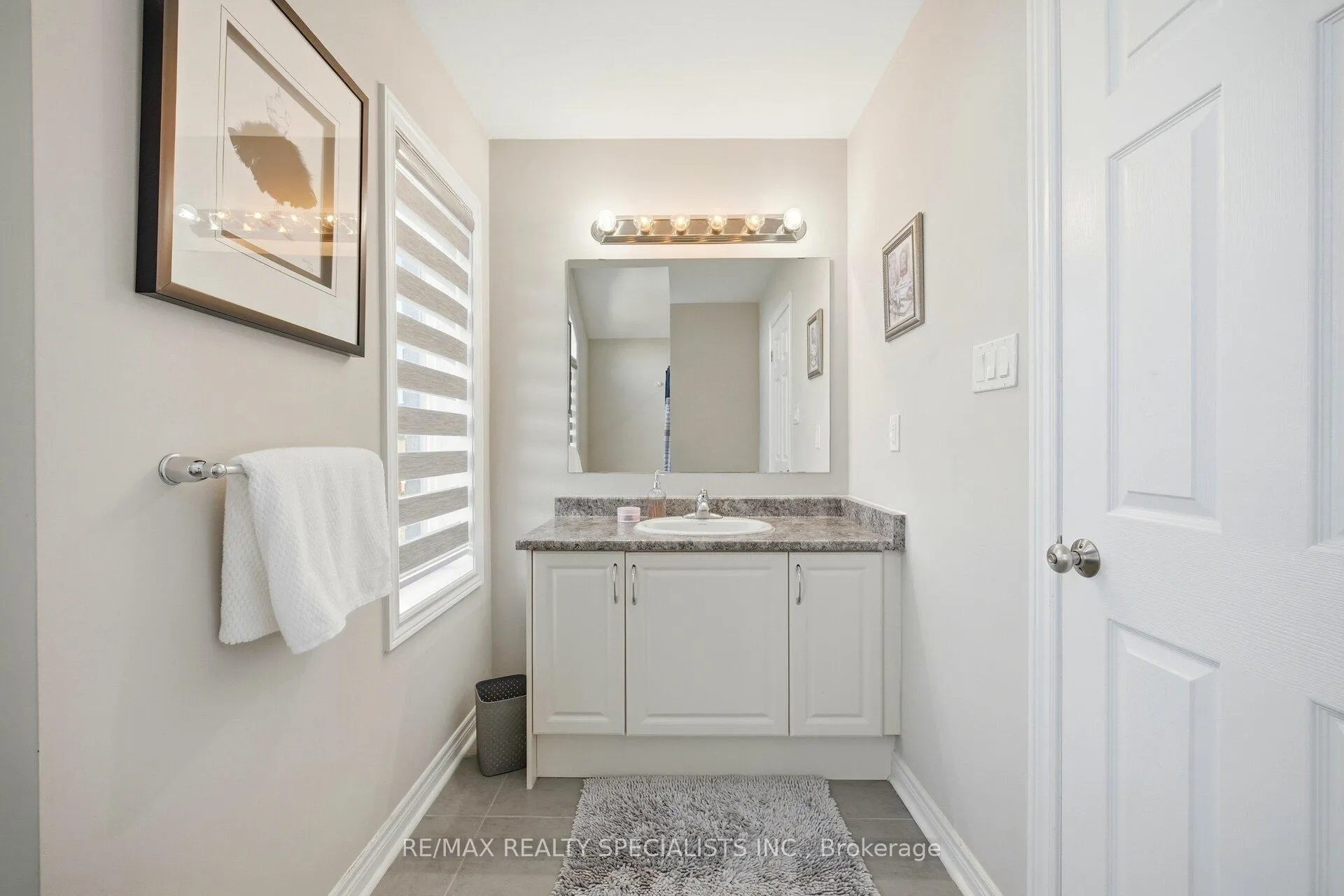 Photo 41 of 4 Oldham Avenue, Brant, Paris — HOMEH