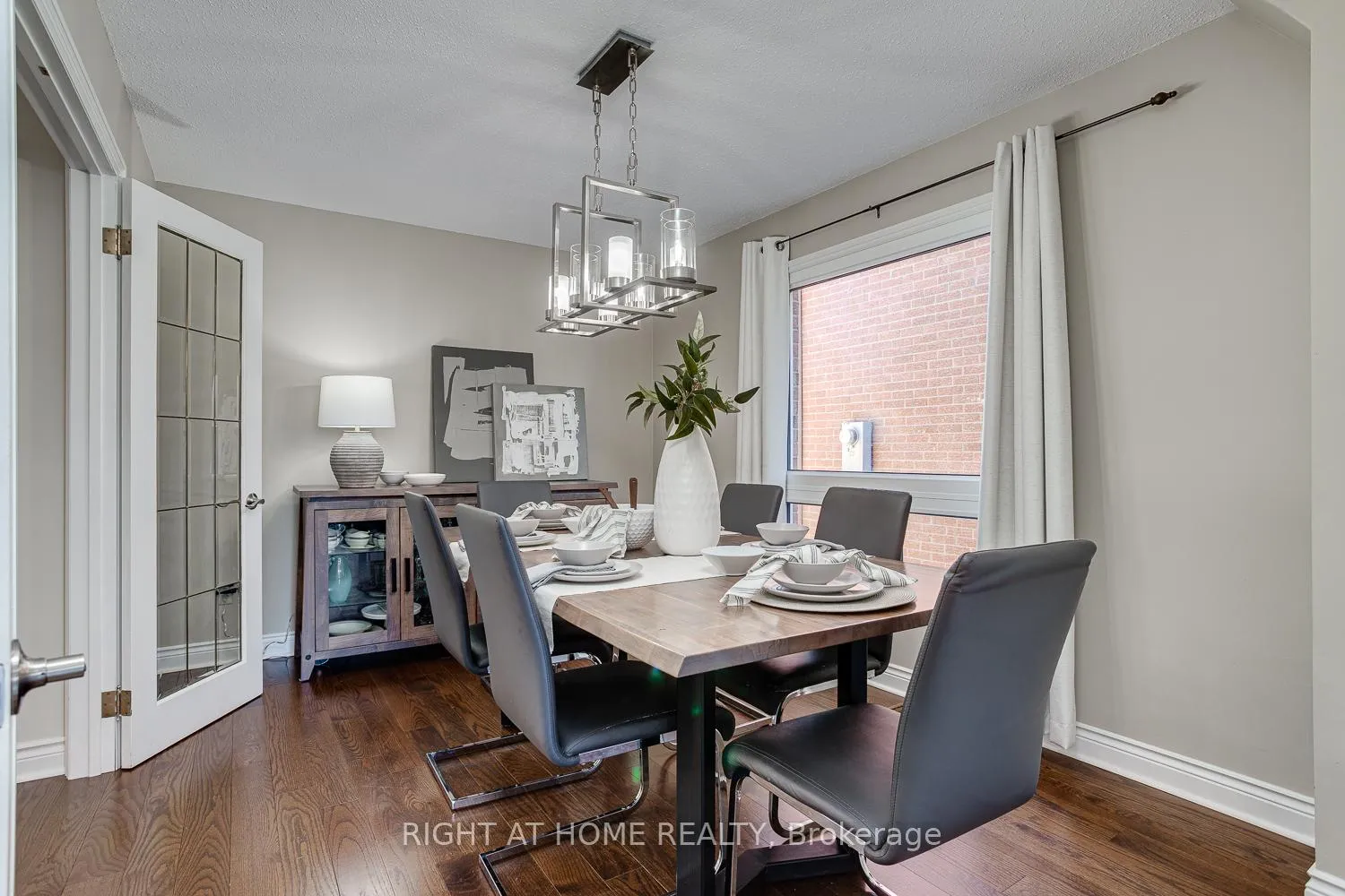 Photo 7 of 606 Chiron Crescent, Pickering, Amberlea — HOMEH