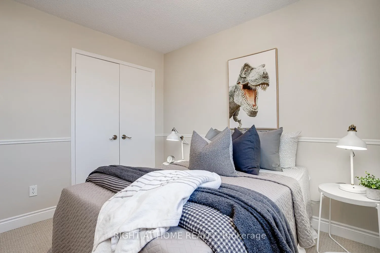 Photo 24 of 606 Chiron Crescent, Pickering, Amberlea — HOMEH