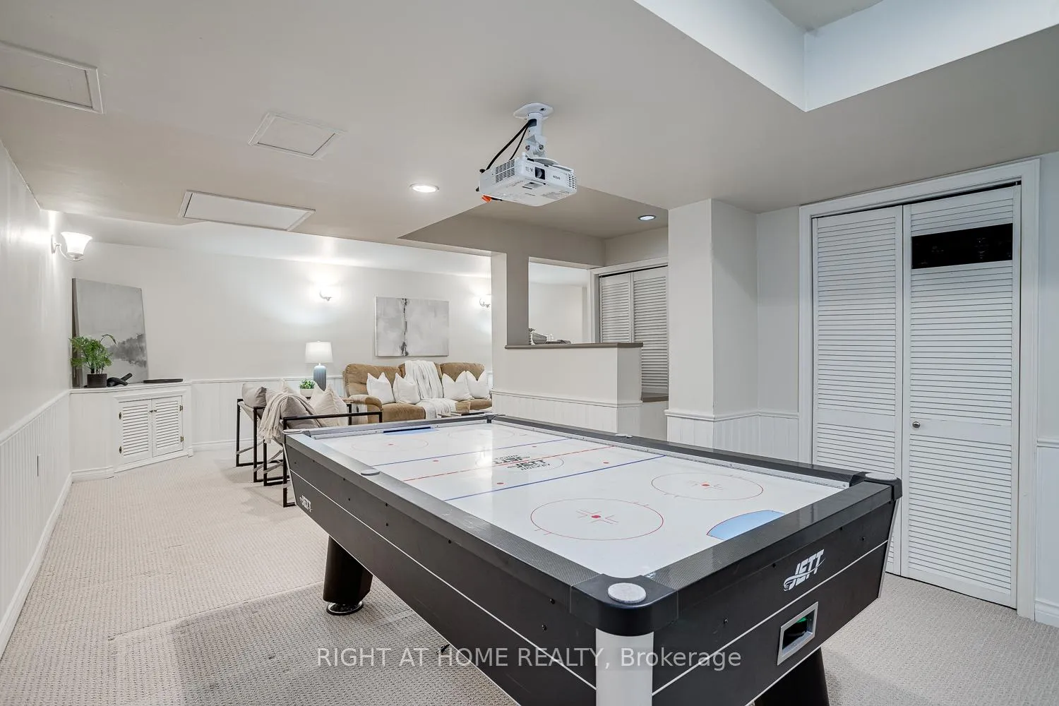 Photo 29 of 606 Chiron Crescent, Pickering, Amberlea — HOMEH