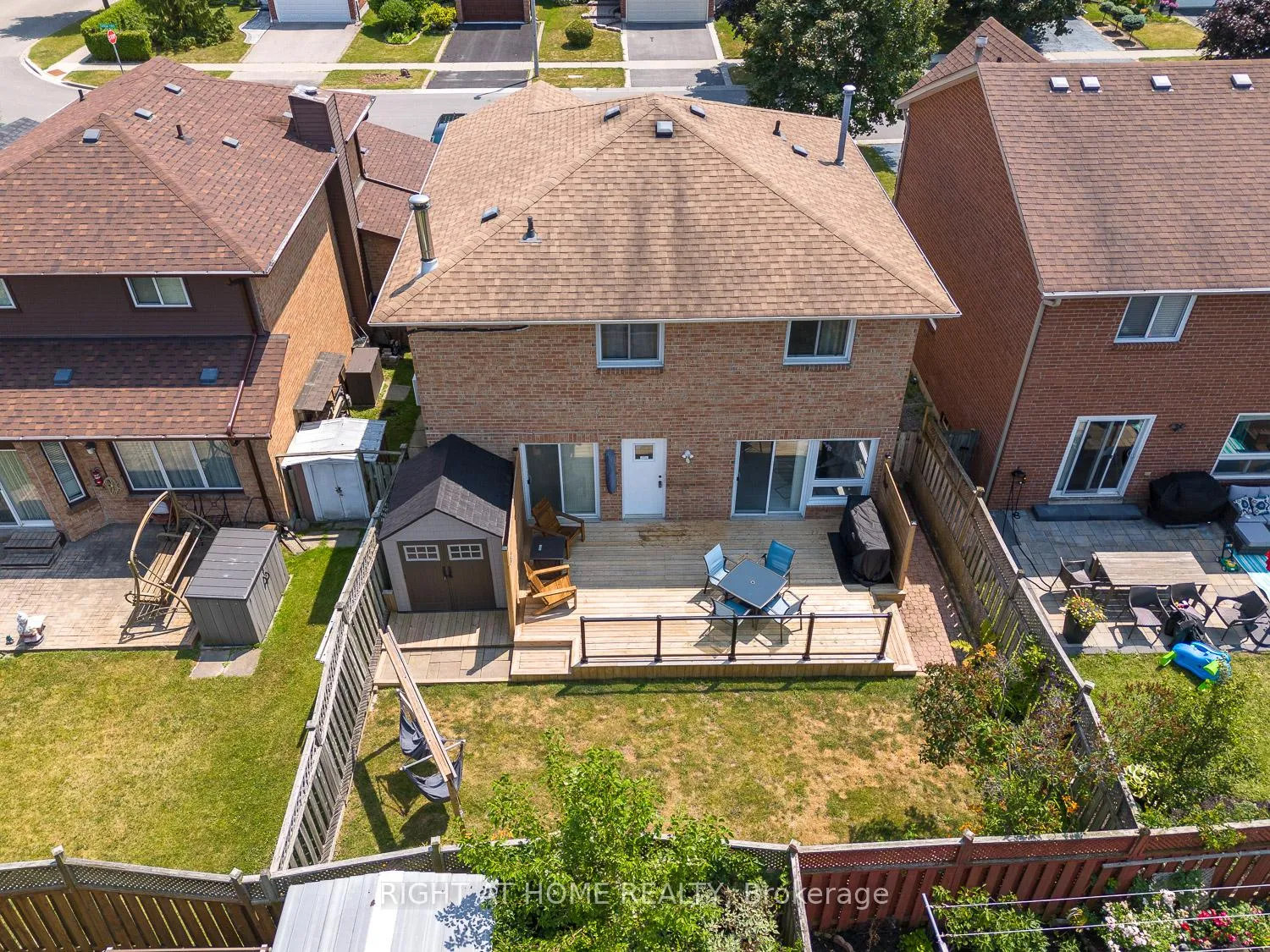 Photo 32 of 606 Chiron Crescent, Pickering, Amberlea — HOMEH