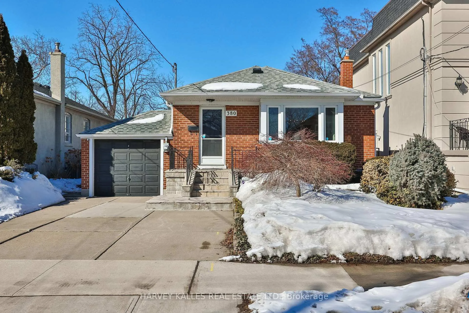 Photo 2 of 380 Brooke Avenue, Toronto, Bedford Park-Nortown — HOMEH