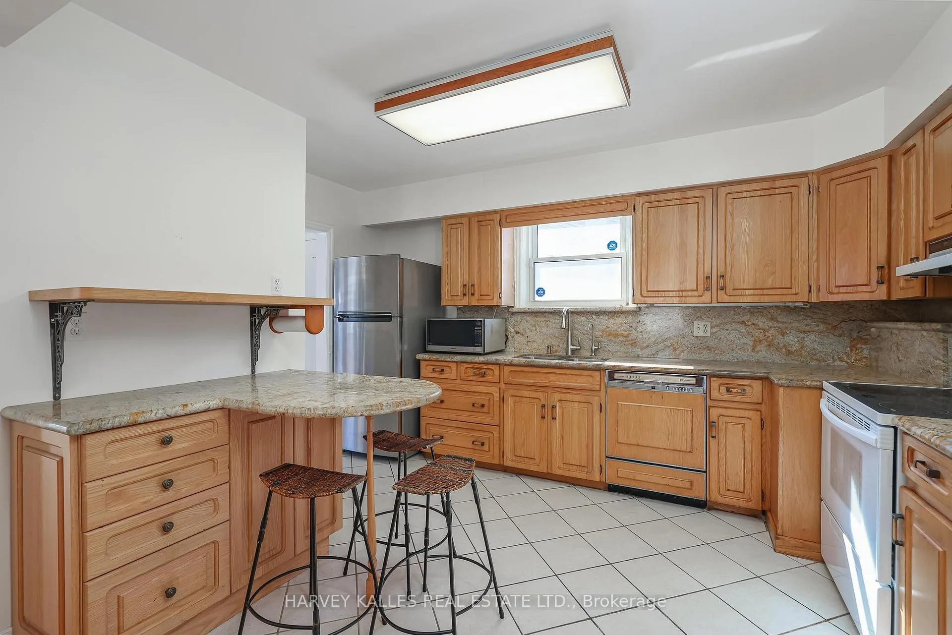 Photo 6 of 380 Brooke Avenue, Toronto, Bedford Park-Nortown — HOMEH