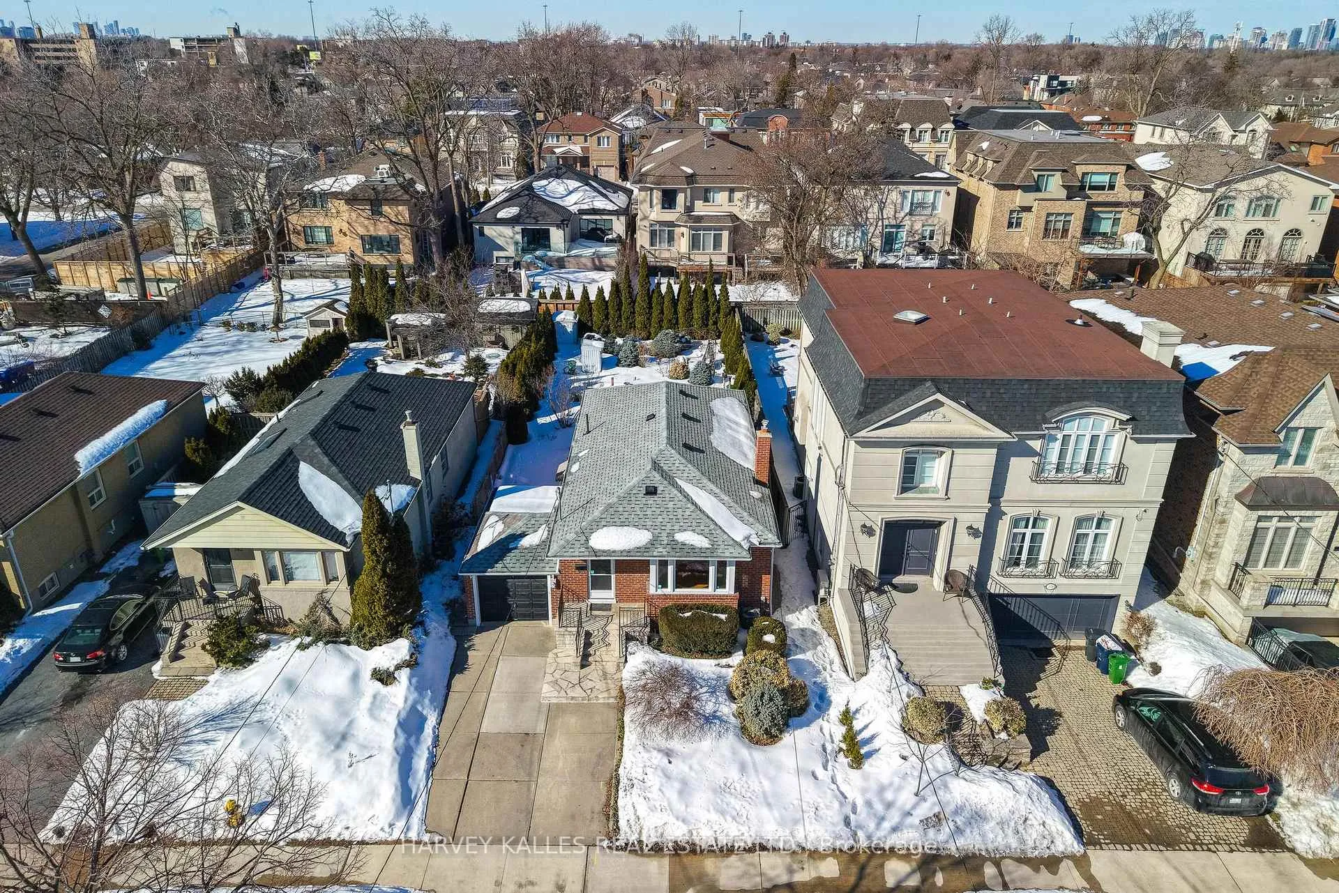 Photo 18 of 380 Brooke Avenue, Toronto, Bedford Park-Nortown — HOMEH