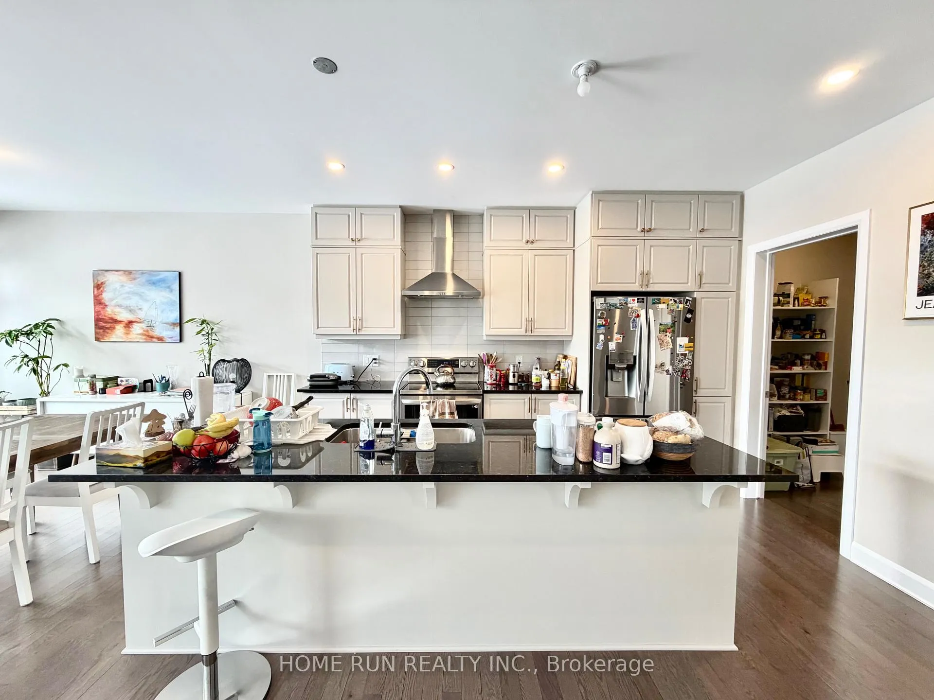 Photo 10 of 338 Barrett Farm Drive, Ottawa, Blossom Park/Kemp Park/Findlay Creek — HOMEH