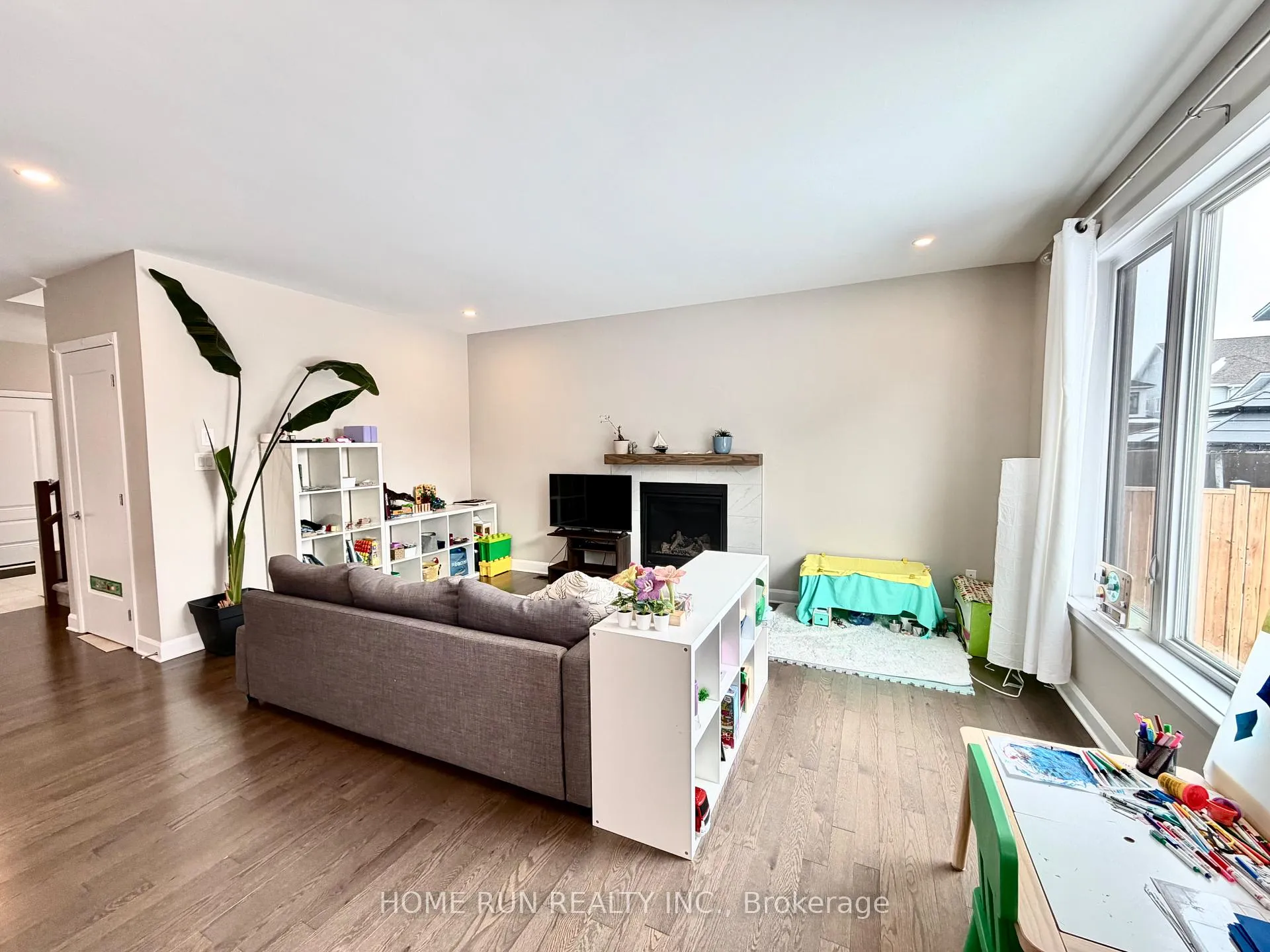 Photo 15 of 338 Barrett Farm Drive, Ottawa, Blossom Park/Kemp Park/Findlay Creek — HOMEH