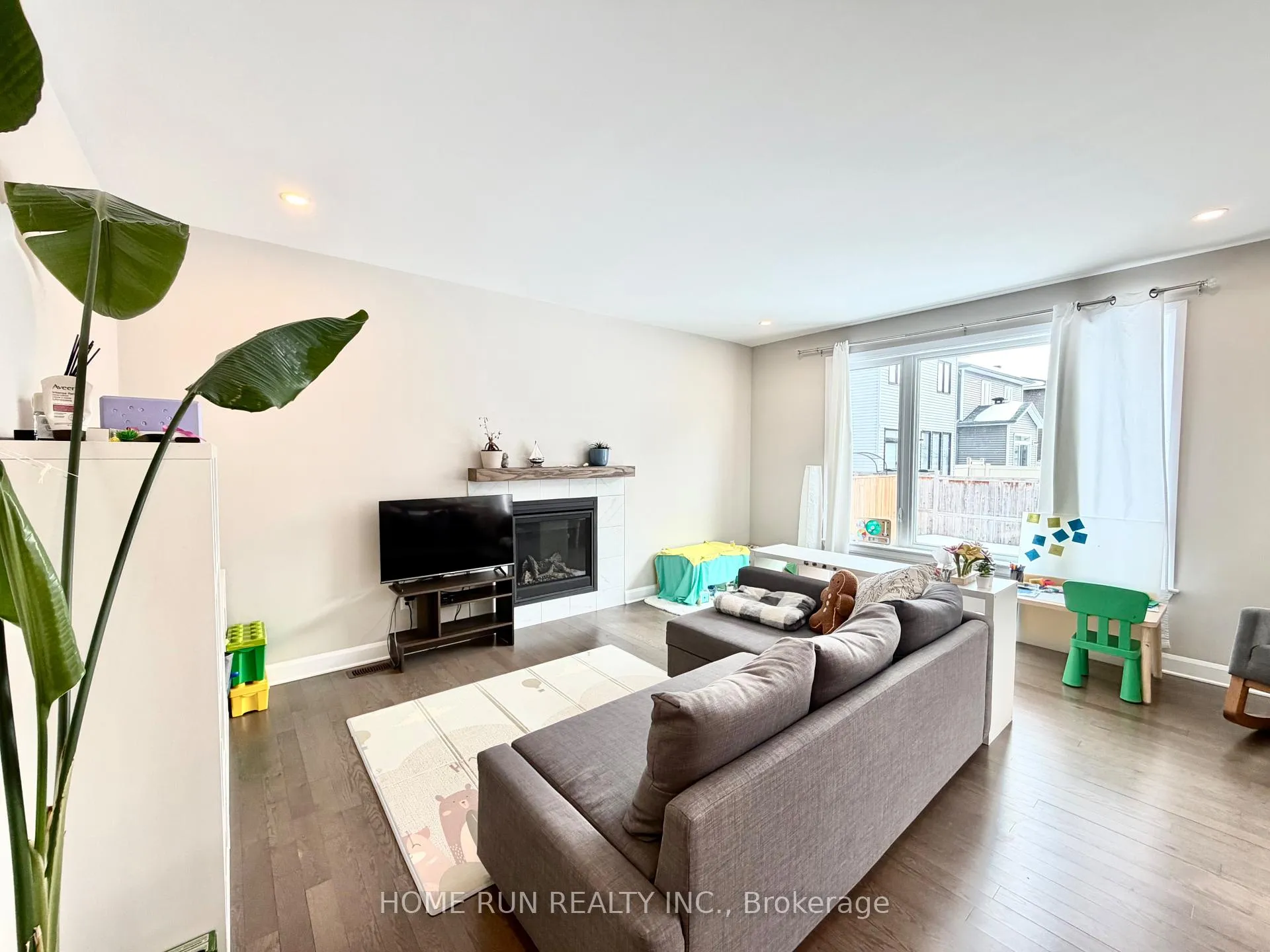 Photo 16 of 338 Barrett Farm Drive, Ottawa, Blossom Park/Kemp Park/Findlay Creek — HOMEH