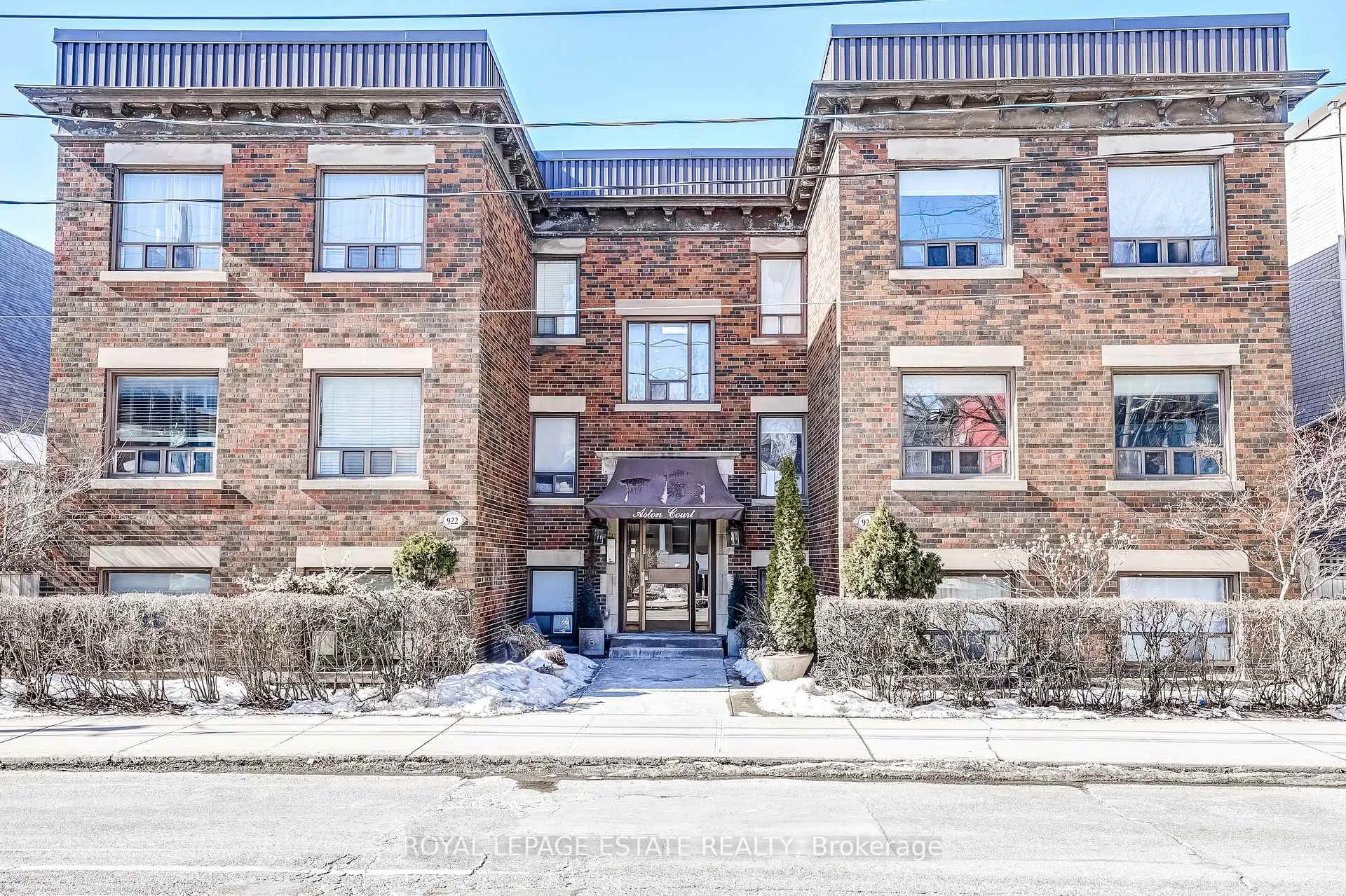 Photo 1 of Unit 6, 922 Bathurst Street, Toronto, The Annex — HOMEH