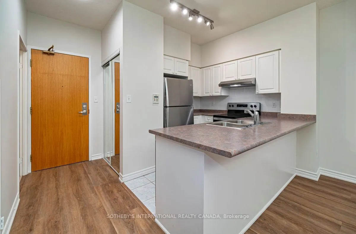 Photo 2 of Unit 108, 253 Merton Street, Toronto, Mount Pleasant West — HOMEH