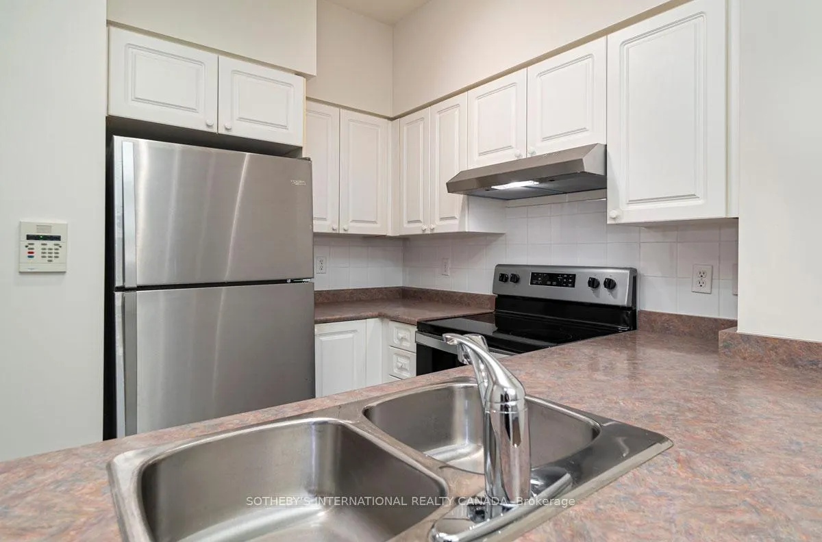 Photo 5 of Unit 108, 253 Merton Street, Toronto, Mount Pleasant West — HOMEH
