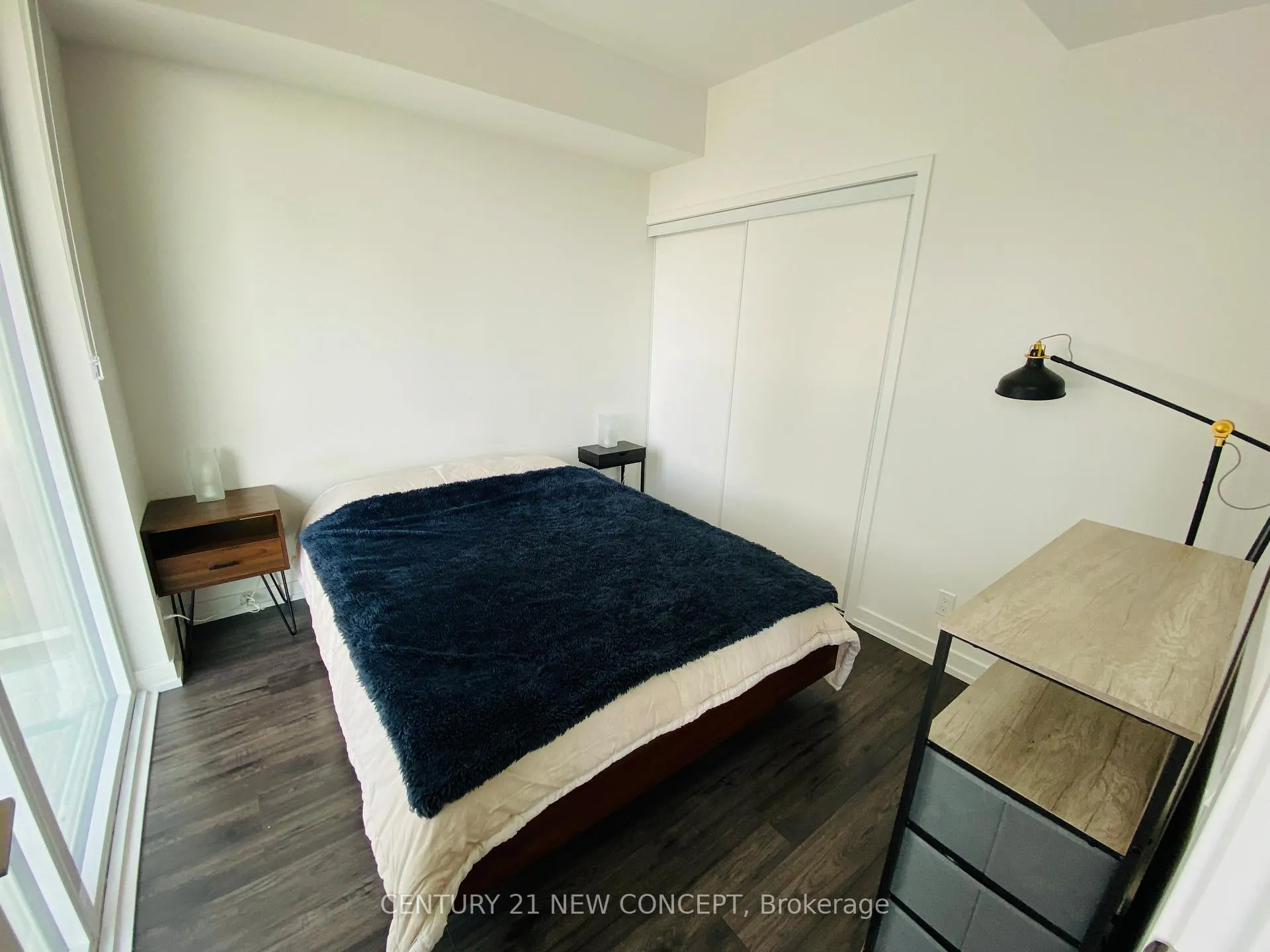 Photo 5 of Unit 901, 33 Helendale Avenue, Toronto, Yonge-Eglinton — HOMEH