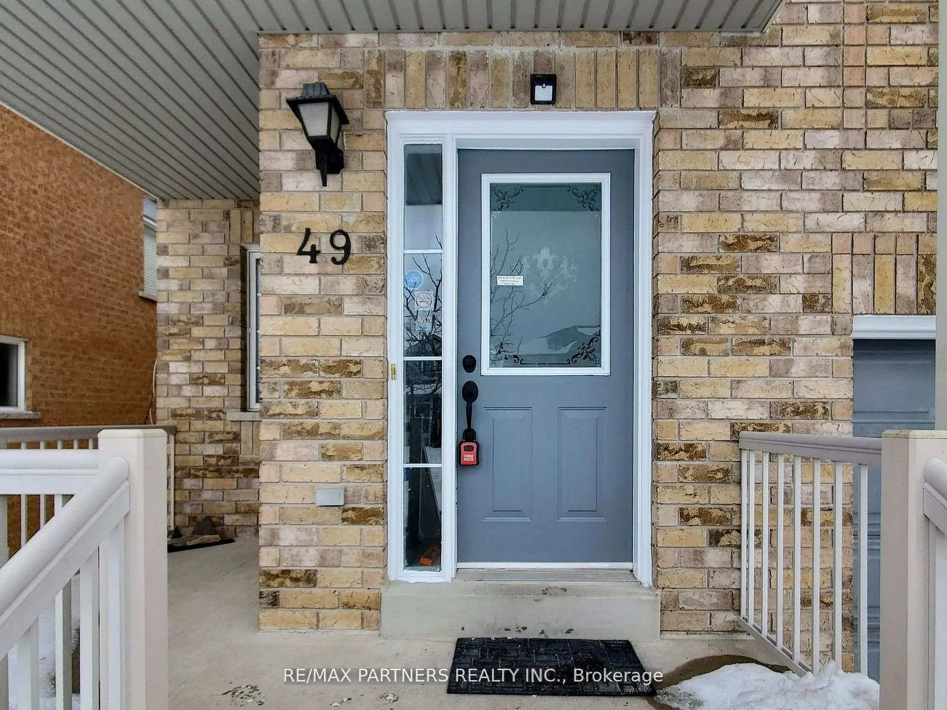 Photo 3 of 49 Charles Sturdy Road, Markham, Berczy — HOMEH