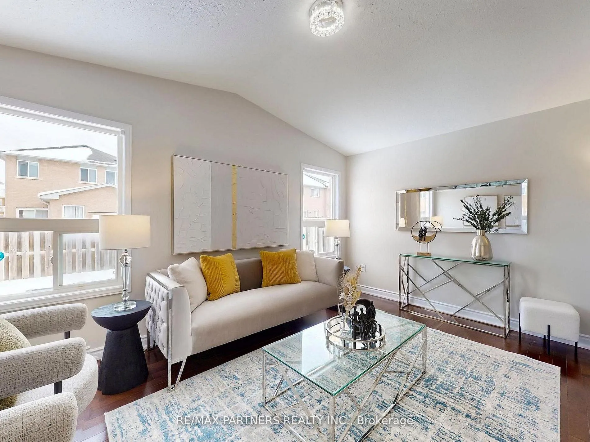 Photo 4 of 49 Charles Sturdy Road, Markham, Berczy — HOMEH