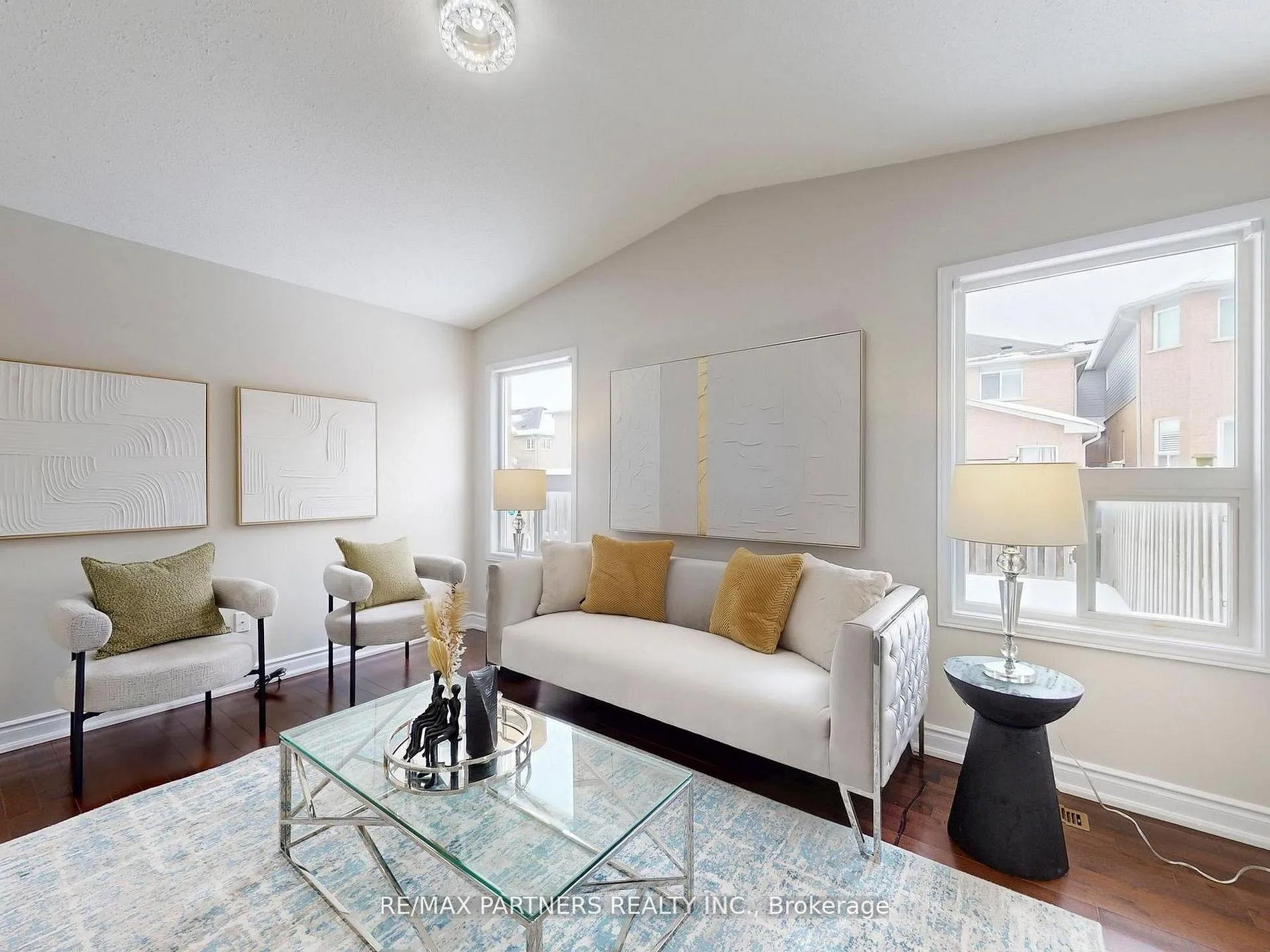 Photo 5 of 49 Charles Sturdy Road, Markham, Berczy — HOMEH