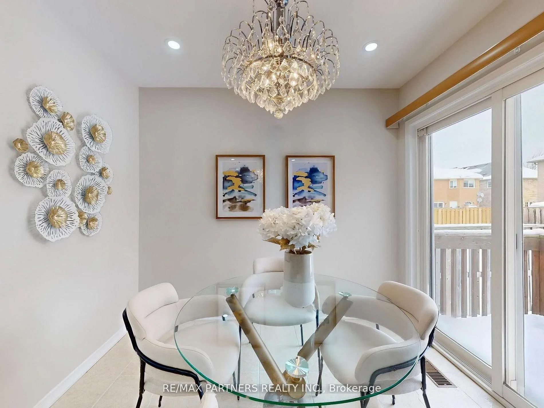 Photo 14 of 49 Charles Sturdy Road, Markham, Berczy — HOMEH