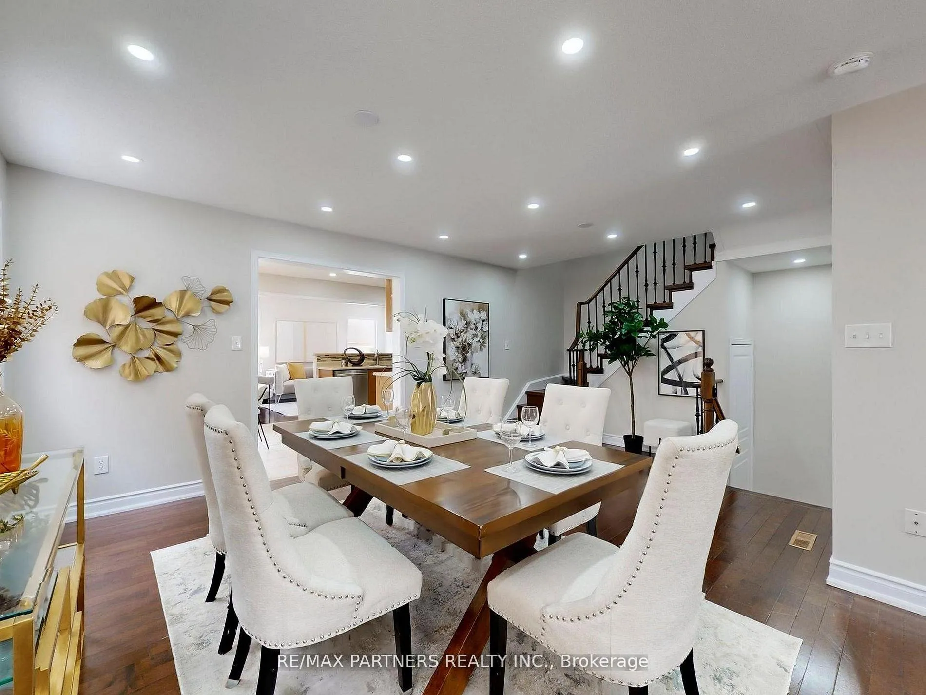 Photo 17 of 49 Charles Sturdy Road, Markham, Berczy — HOMEH
