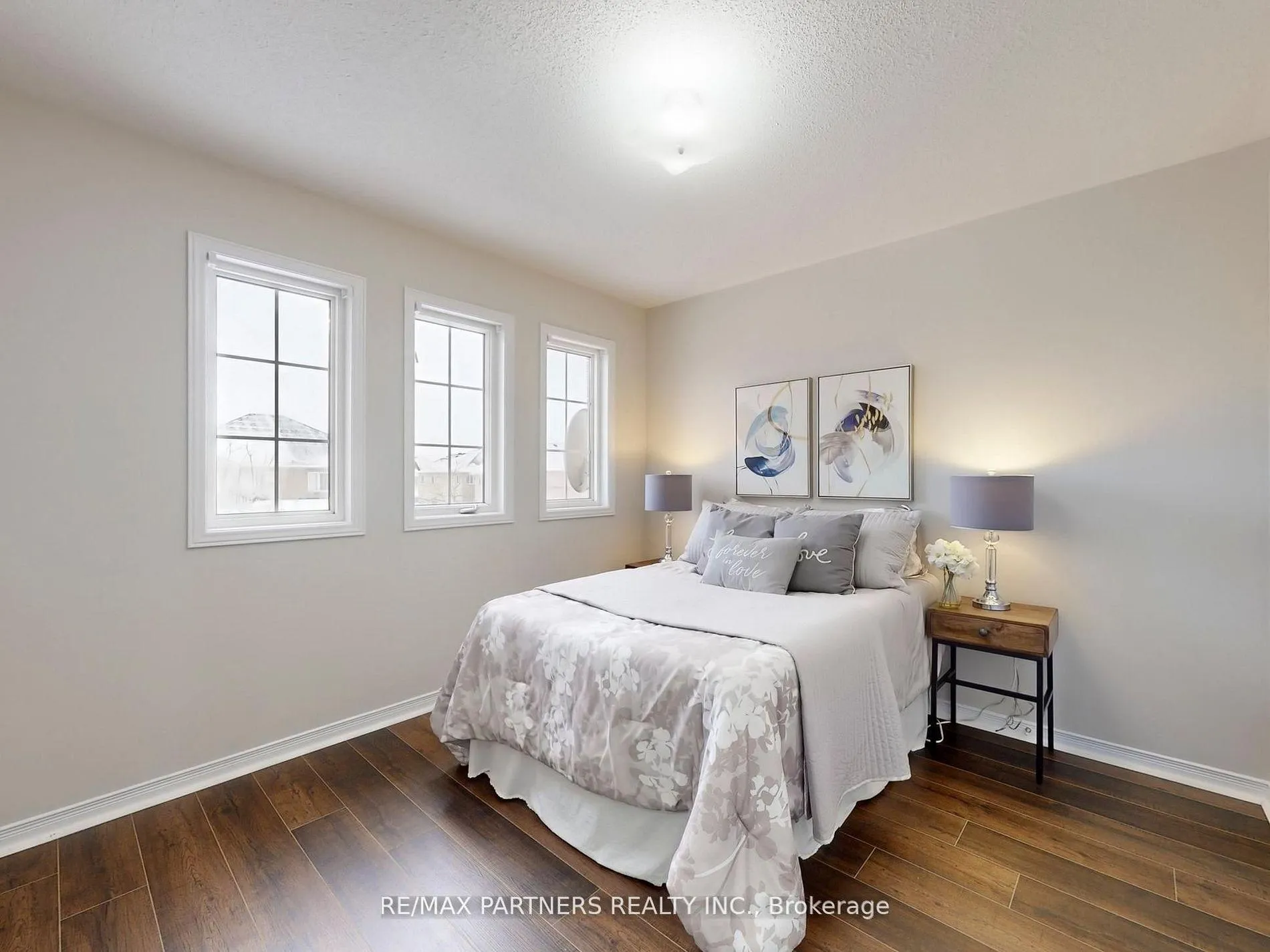 Photo 37 of 49 Charles Sturdy Road, Markham, Berczy — HOMEH