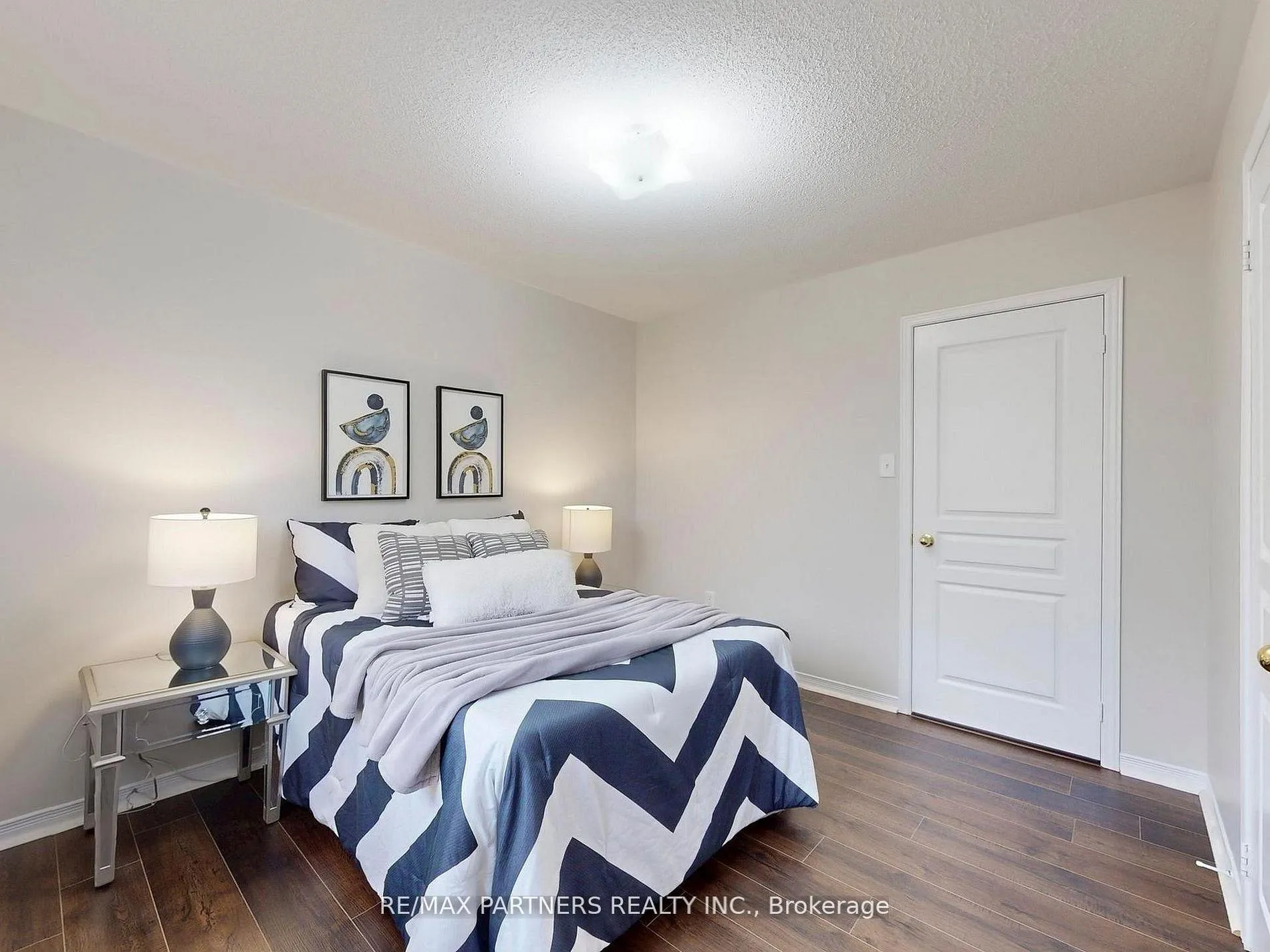 Photo 41 of 49 Charles Sturdy Road, Markham, Berczy — HOMEH
