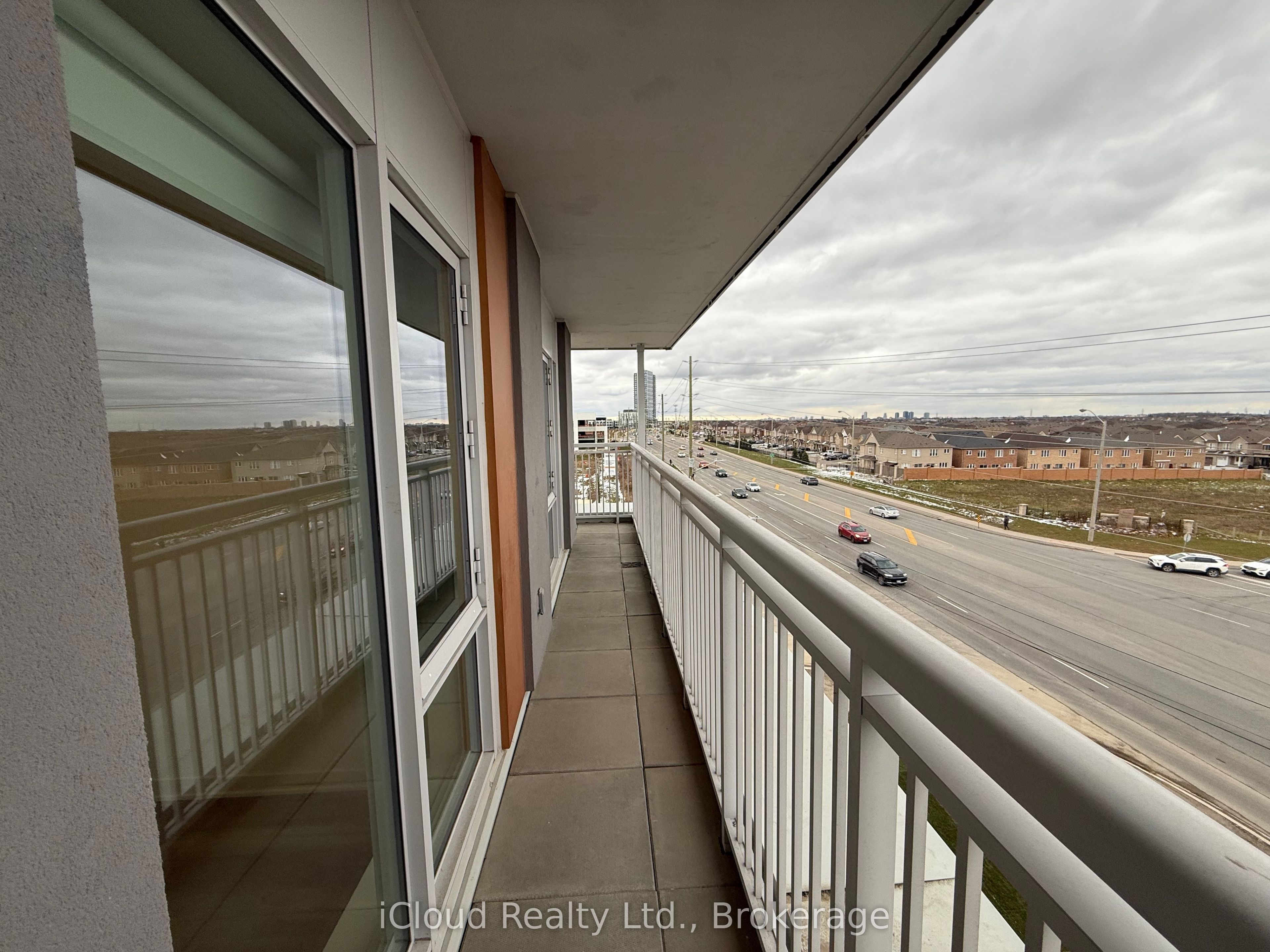 Photo 14 of Unit 405, 10 All Nations Drive, Brampton, Northwest Brampton — HOMEH