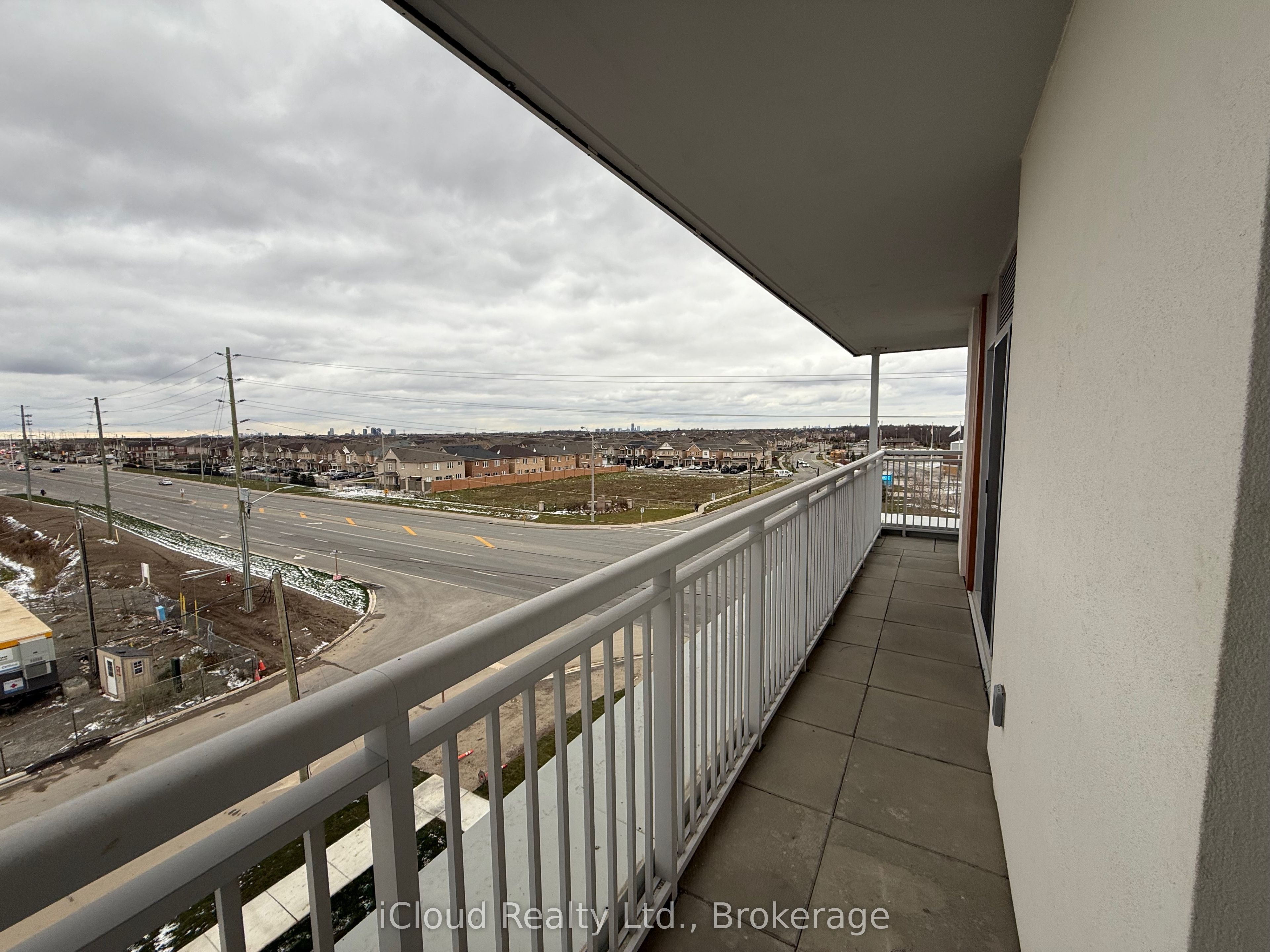 Photo 16 of Unit 405, 10 All Nations Drive, Brampton, Northwest Brampton — HOMEH