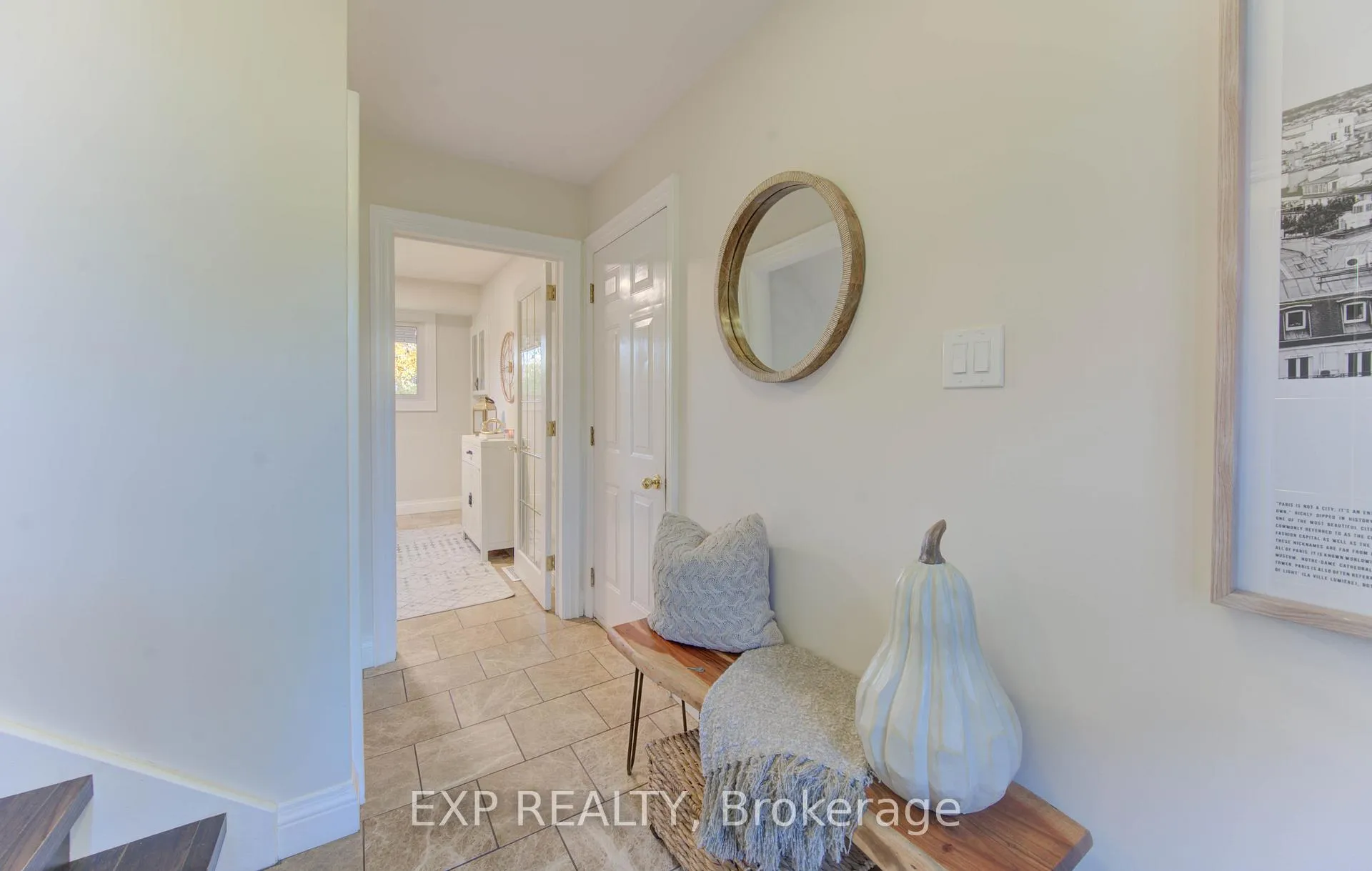 Photo 10 of 36 Blackfriars Place, Kitchener — HOMEH