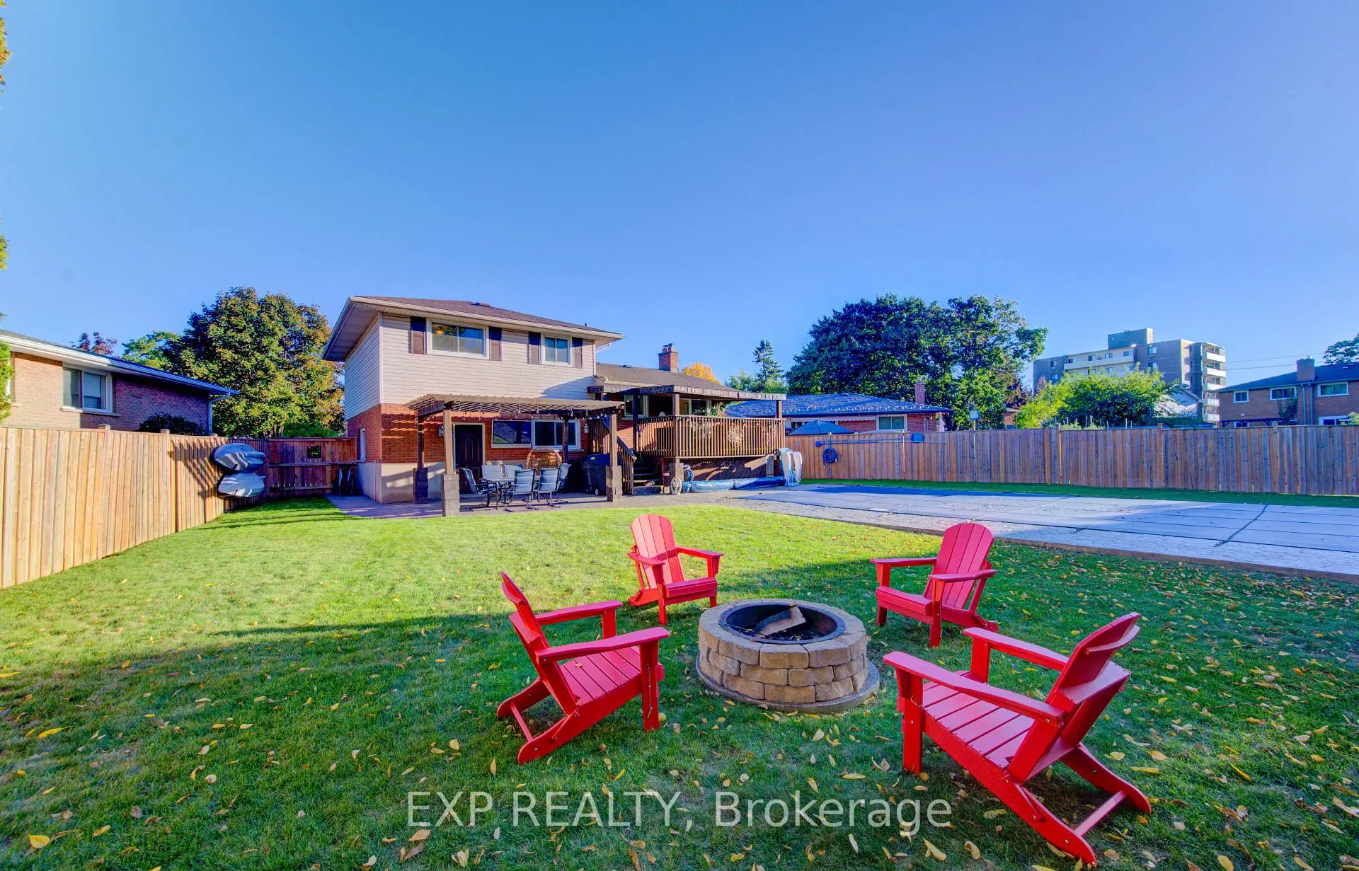 Photo 44 of 36 Blackfriars Place, Kitchener — HOMEH