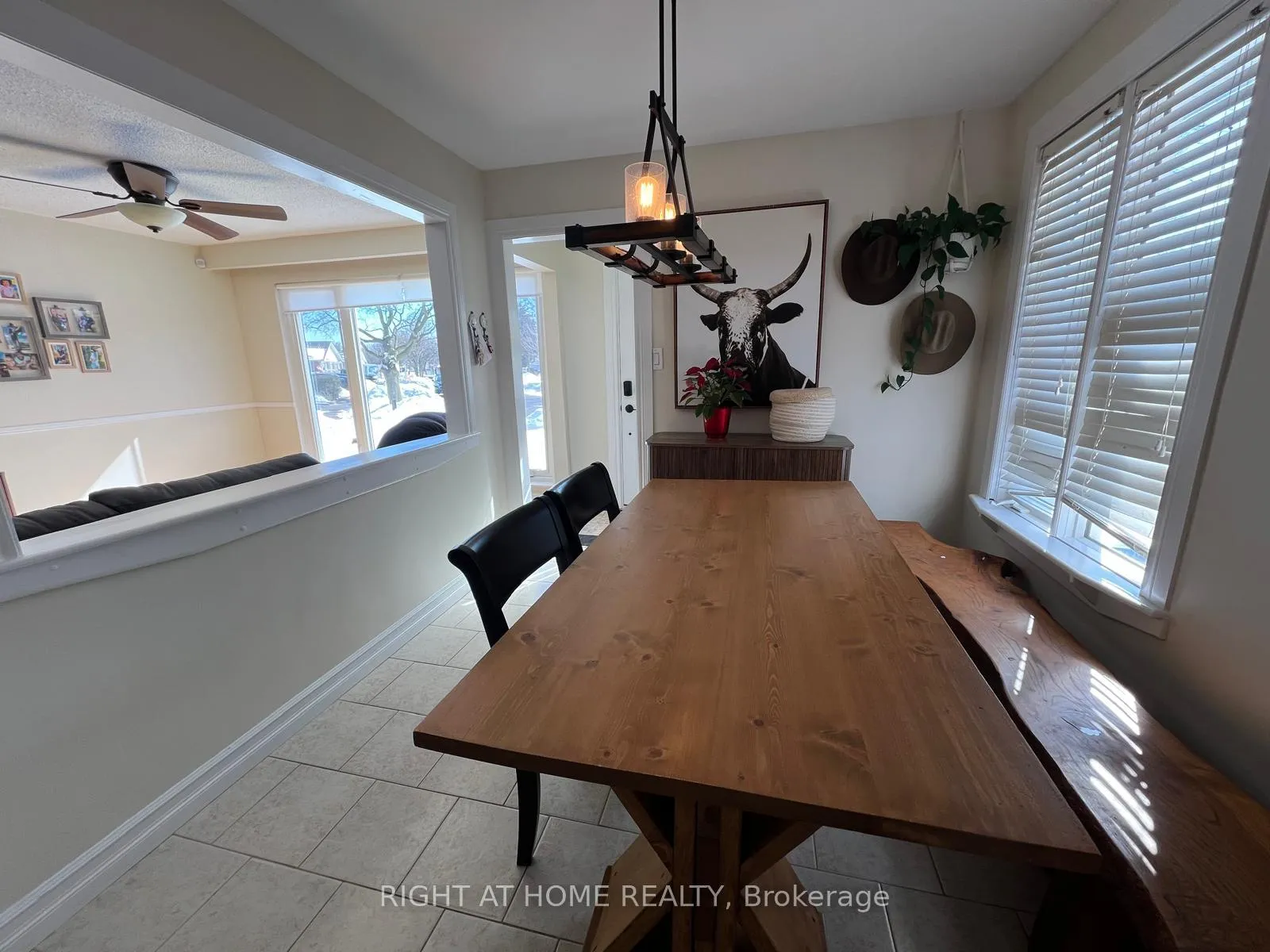 Photo 10 of 45 Newstead Crescent, Brampton, Madoc — HOMEH