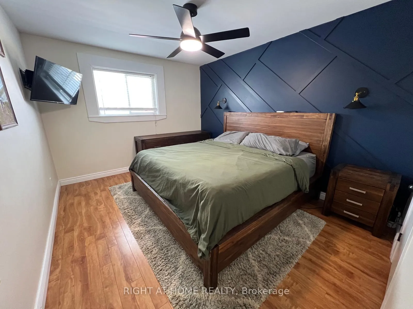 Photo 15 of 45 Newstead Crescent, Brampton, Madoc — HOMEH