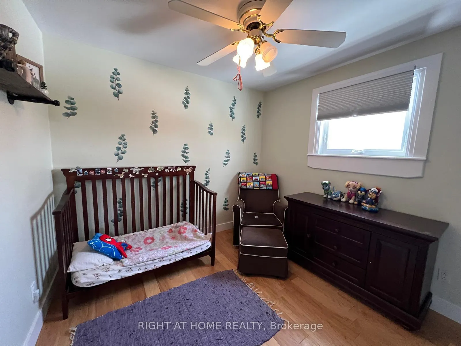 Photo 18 of 45 Newstead Crescent, Brampton, Madoc — HOMEH