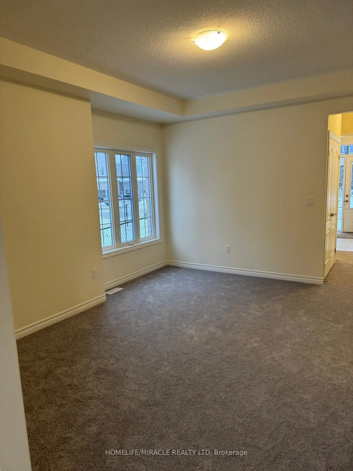 Photo 12 of 57 North Garden Boulevard, Scugog, Port Perry — HOMEH