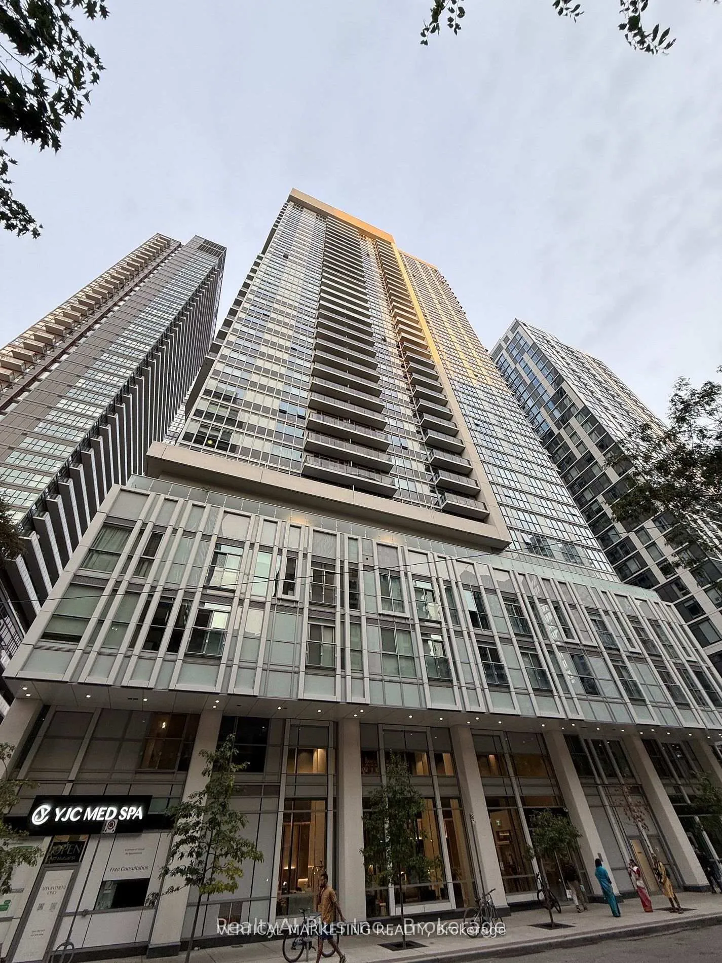 Photo 1 of Unit 2404, 77 Mutual Street, Toronto, Church-Yonge Corridor — HOMEH