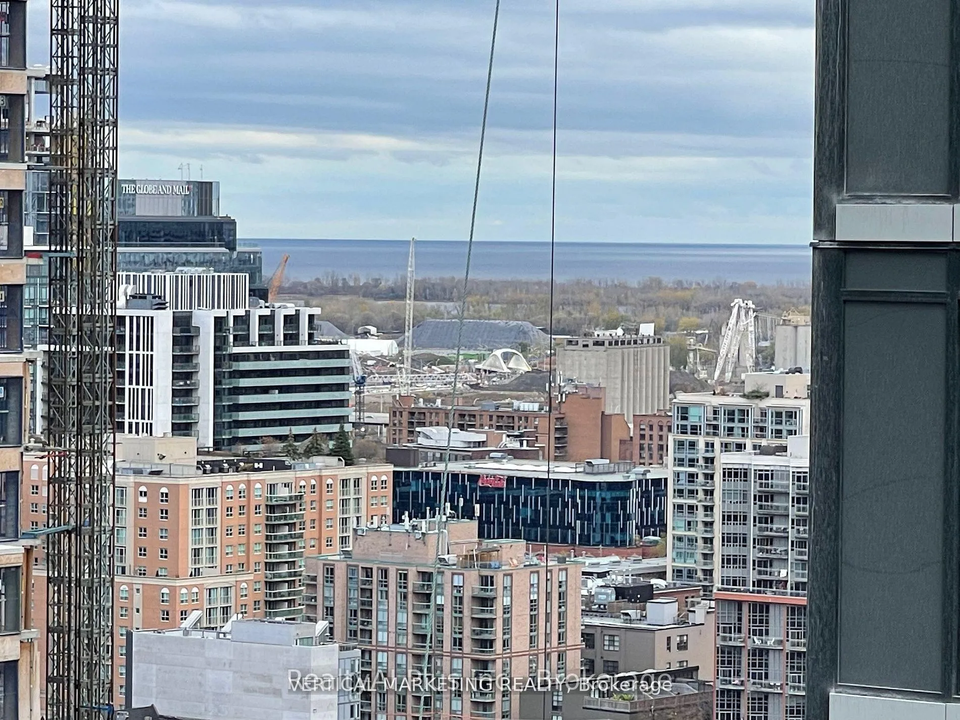 Photo 17 of Unit 2404, 77 Mutual Street, Toronto, Church-Yonge Corridor — HOMEH