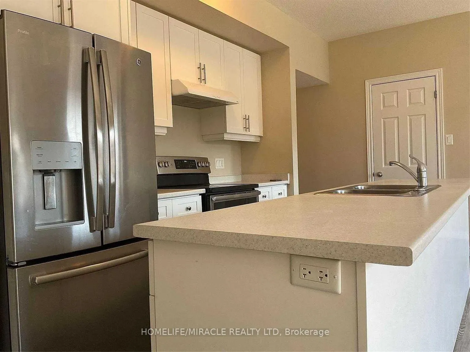Photo 4 of Unit 42, 39 Kay Crescent, Guelph, Pineridge/Westminster Woods — HOMEH