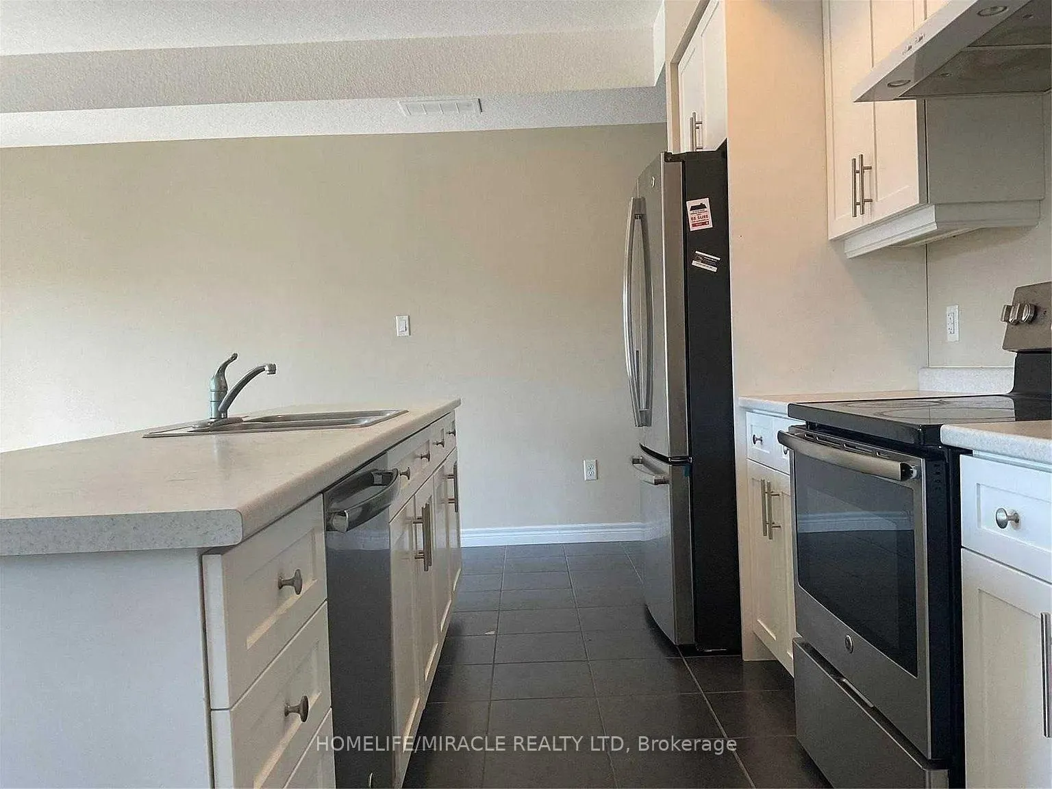 Photo 5 of Unit 42, 39 Kay Crescent, Guelph, Pineridge/Westminster Woods — HOMEH