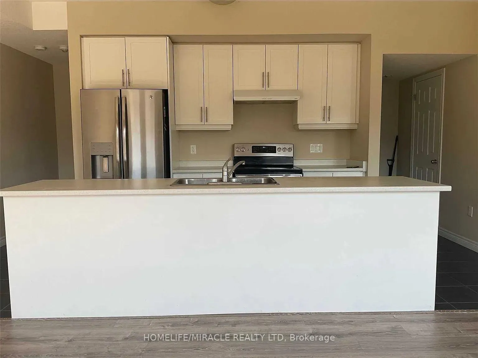 Photo 7 of Unit 42, 39 Kay Crescent, Guelph, Pineridge/Westminster Woods — HOMEH