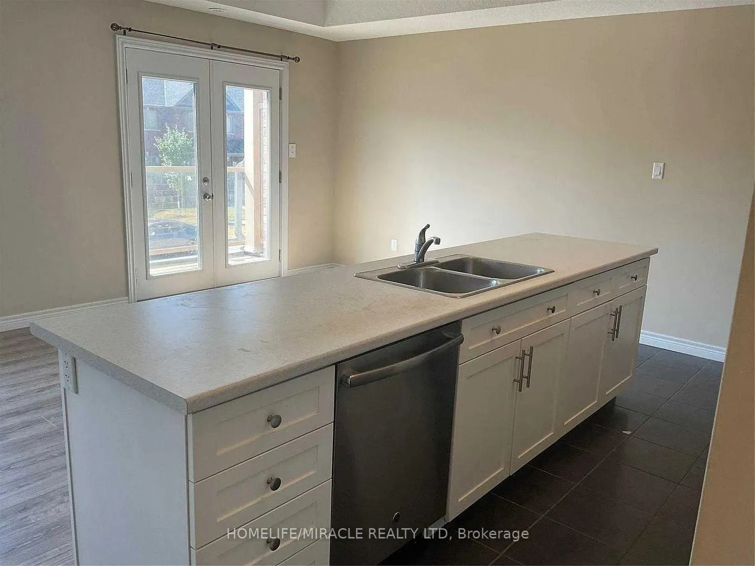 Photo 9 of Unit 42, 39 Kay Crescent, Guelph, Pineridge/Westminster Woods — HOMEH