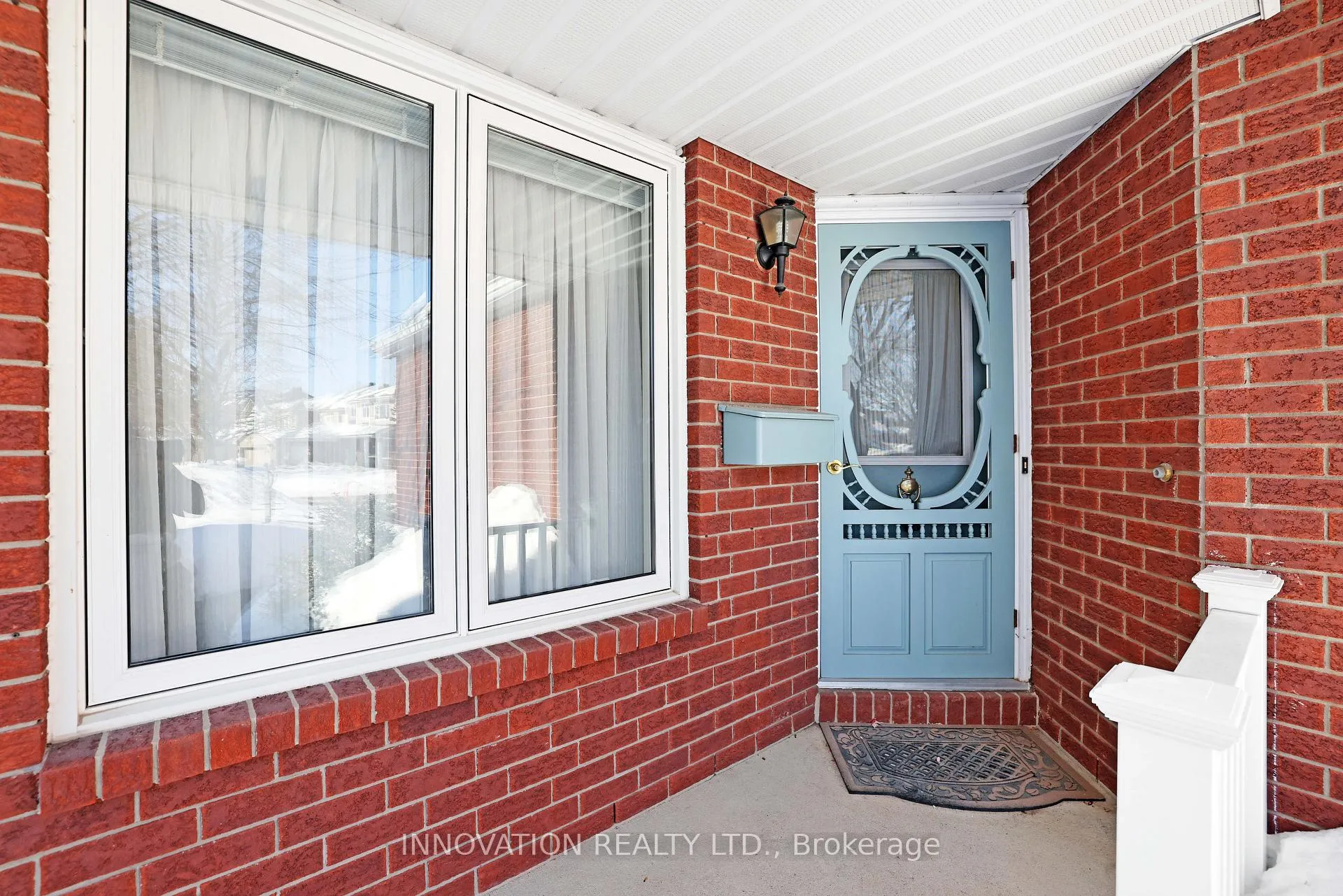 Photo 2 of 31 Silver Horse Crescent, Ottawa, Kanata - Bridlewood — HOMEH