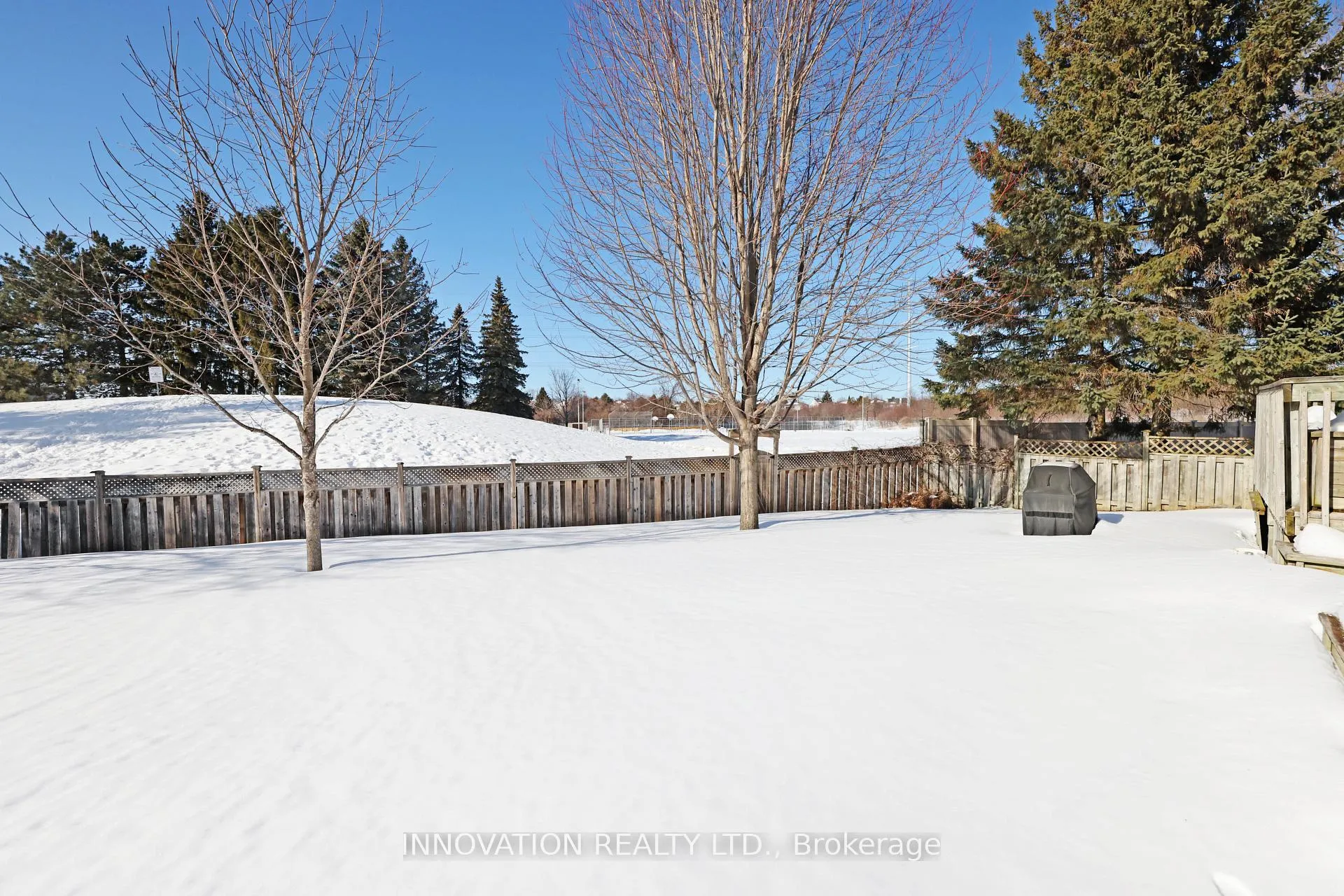 Photo 3 of 31 Silver Horse Crescent, Ottawa, Kanata - Bridlewood — HOMEH
