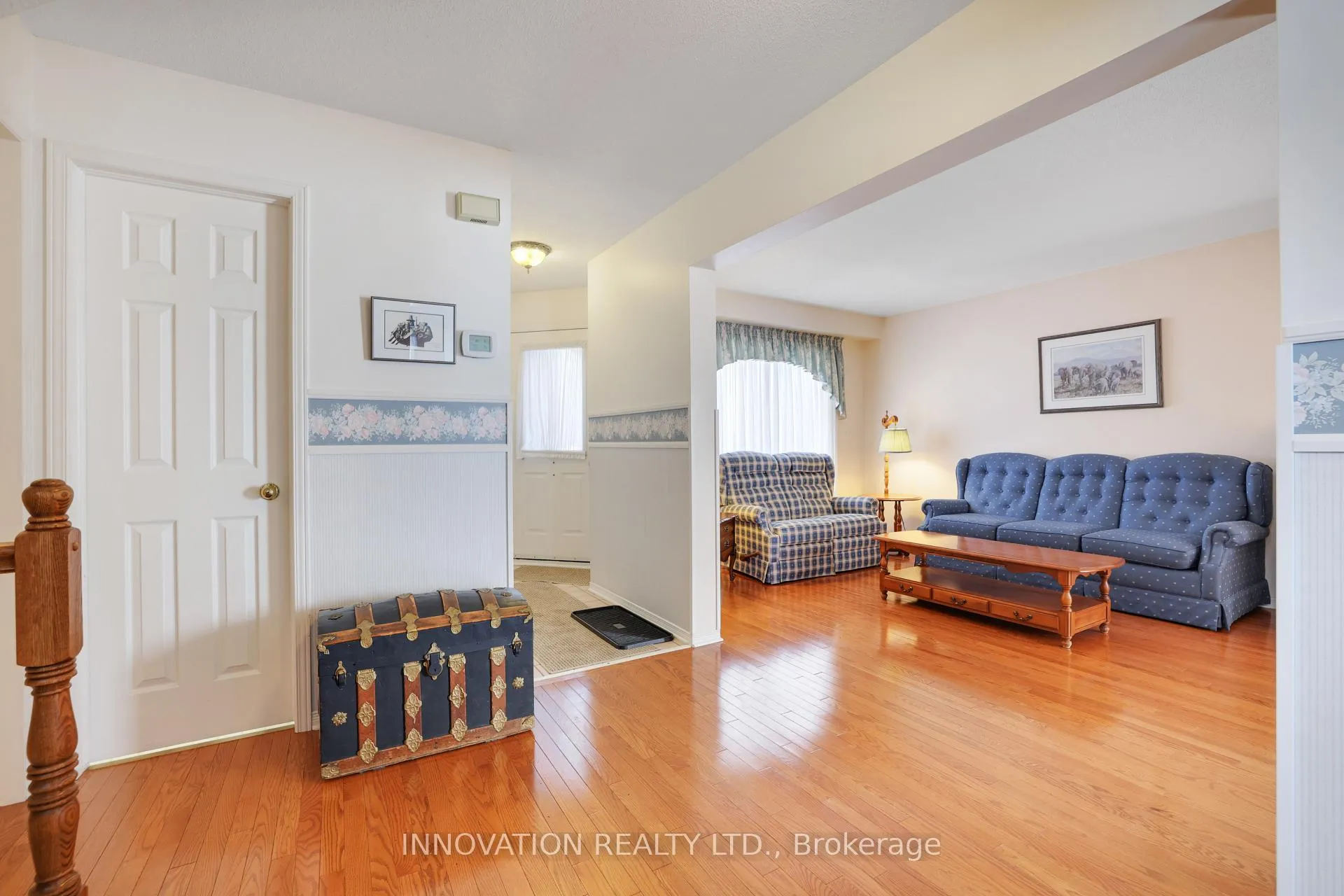 Photo 6 of 31 Silver Horse Crescent, Ottawa, Kanata - Bridlewood — HOMEH