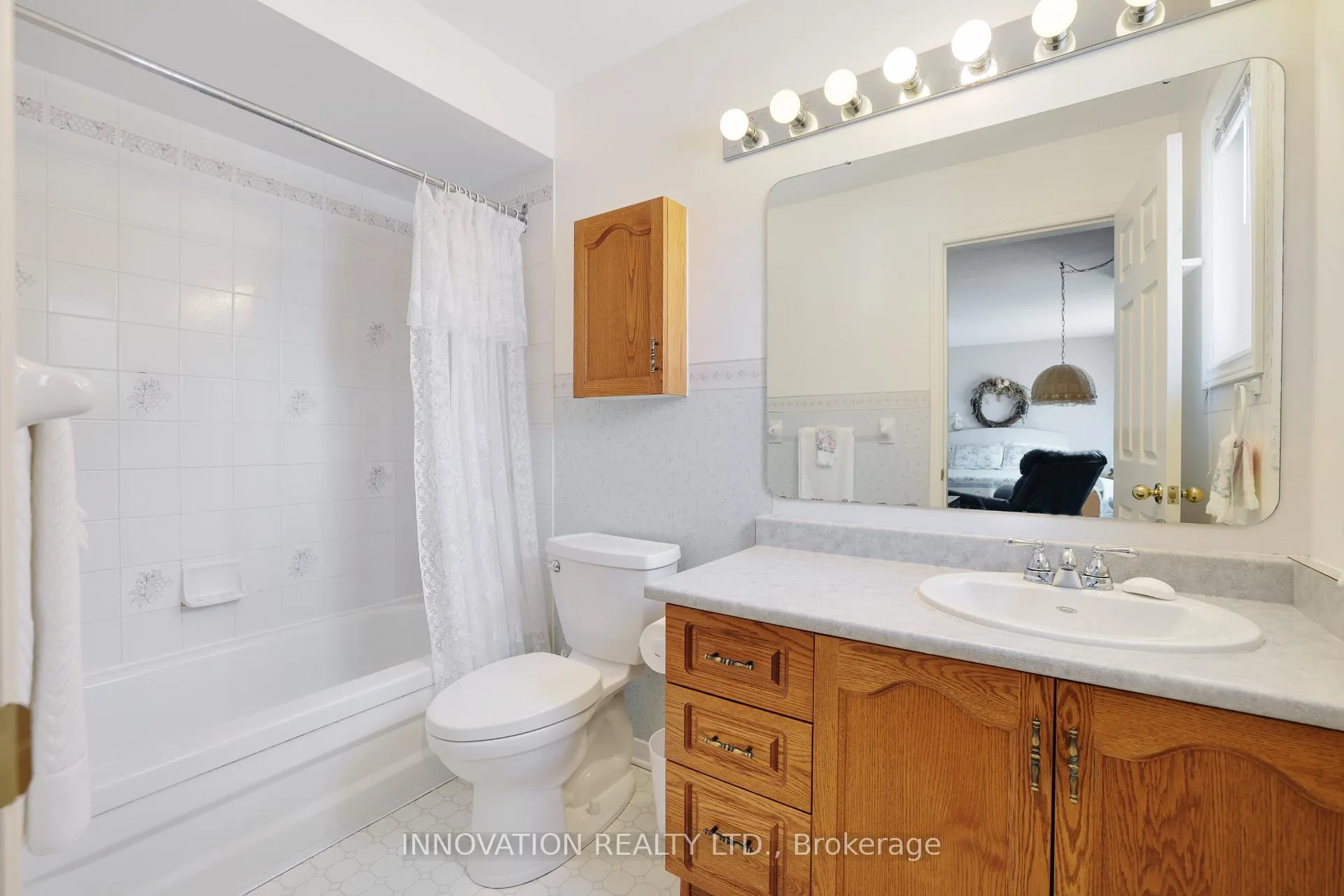 Photo 19 of 31 Silver Horse Crescent, Ottawa, Kanata - Bridlewood — HOMEH