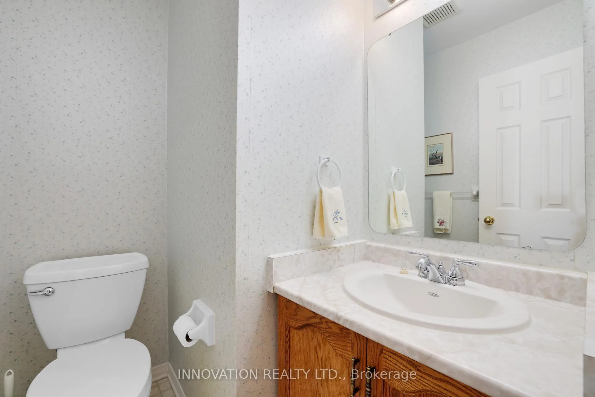 Photo 22 of 31 Silver Horse Crescent, Ottawa, Kanata - Bridlewood — HOMEH