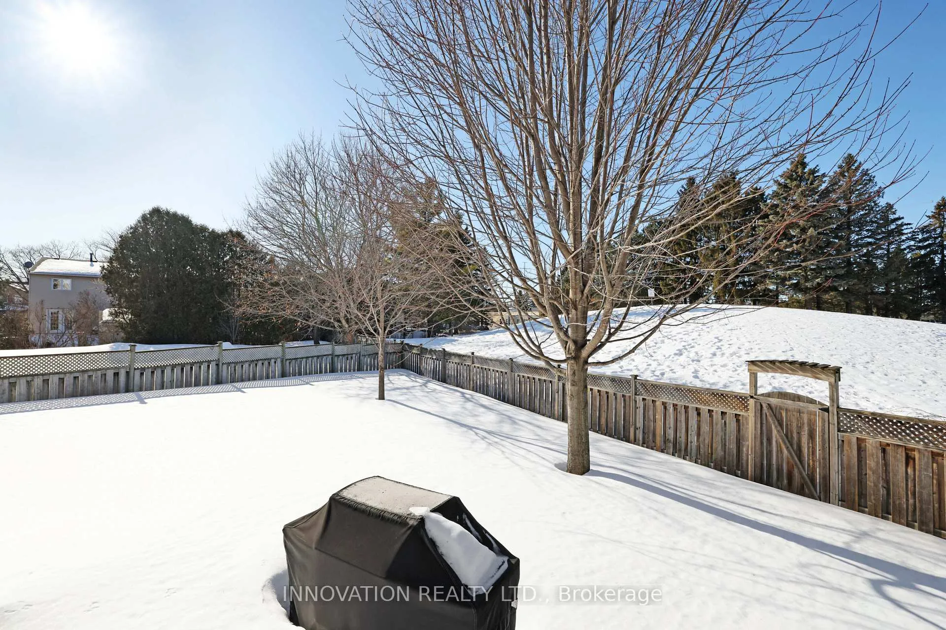 Photo 23 of 31 Silver Horse Crescent, Ottawa, Kanata - Bridlewood — HOMEH