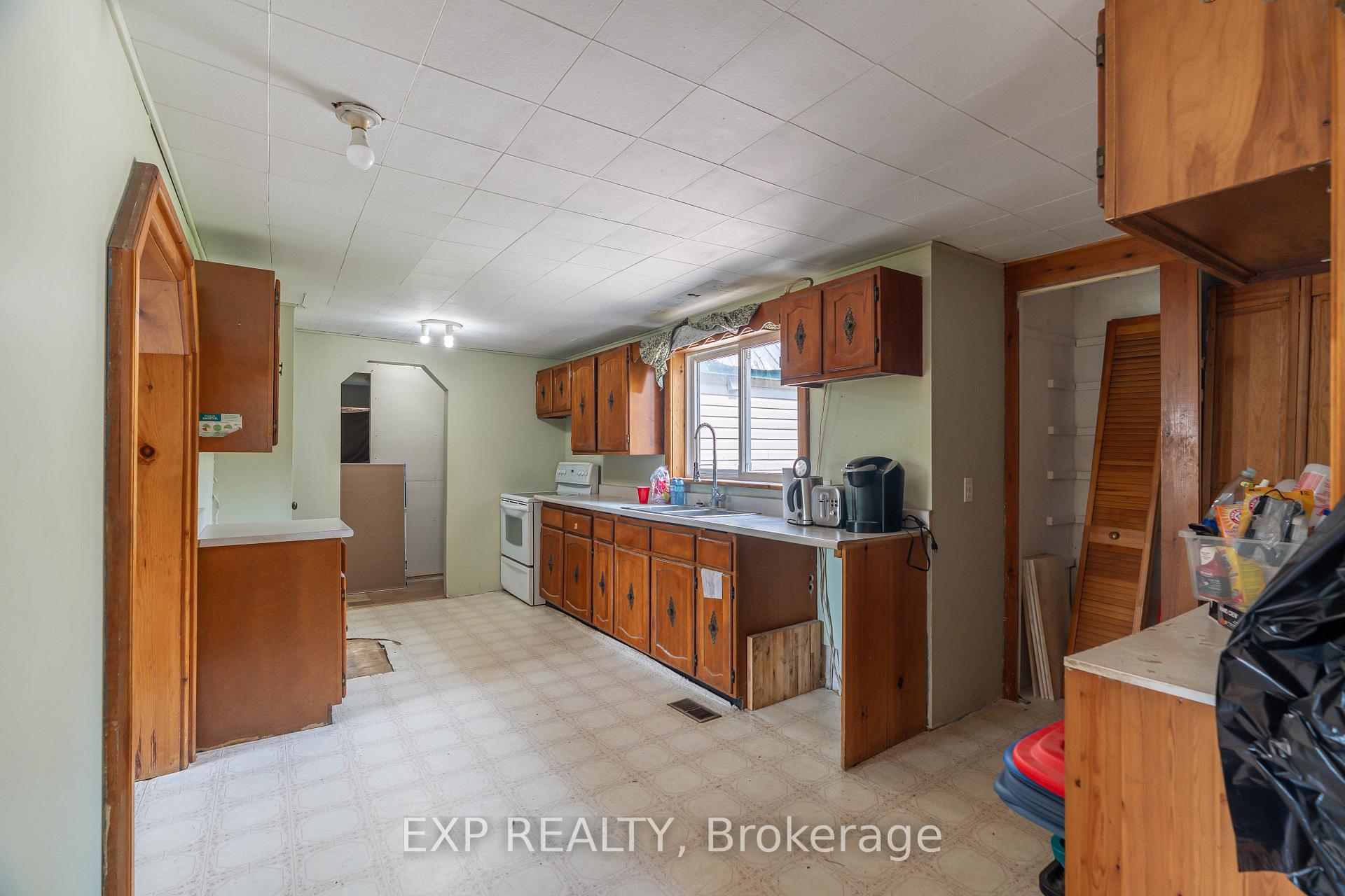 Photo 4 of 178 Burnstown Road, McNab/Braeside, Mcnab/Braeside Twps — HOMEH