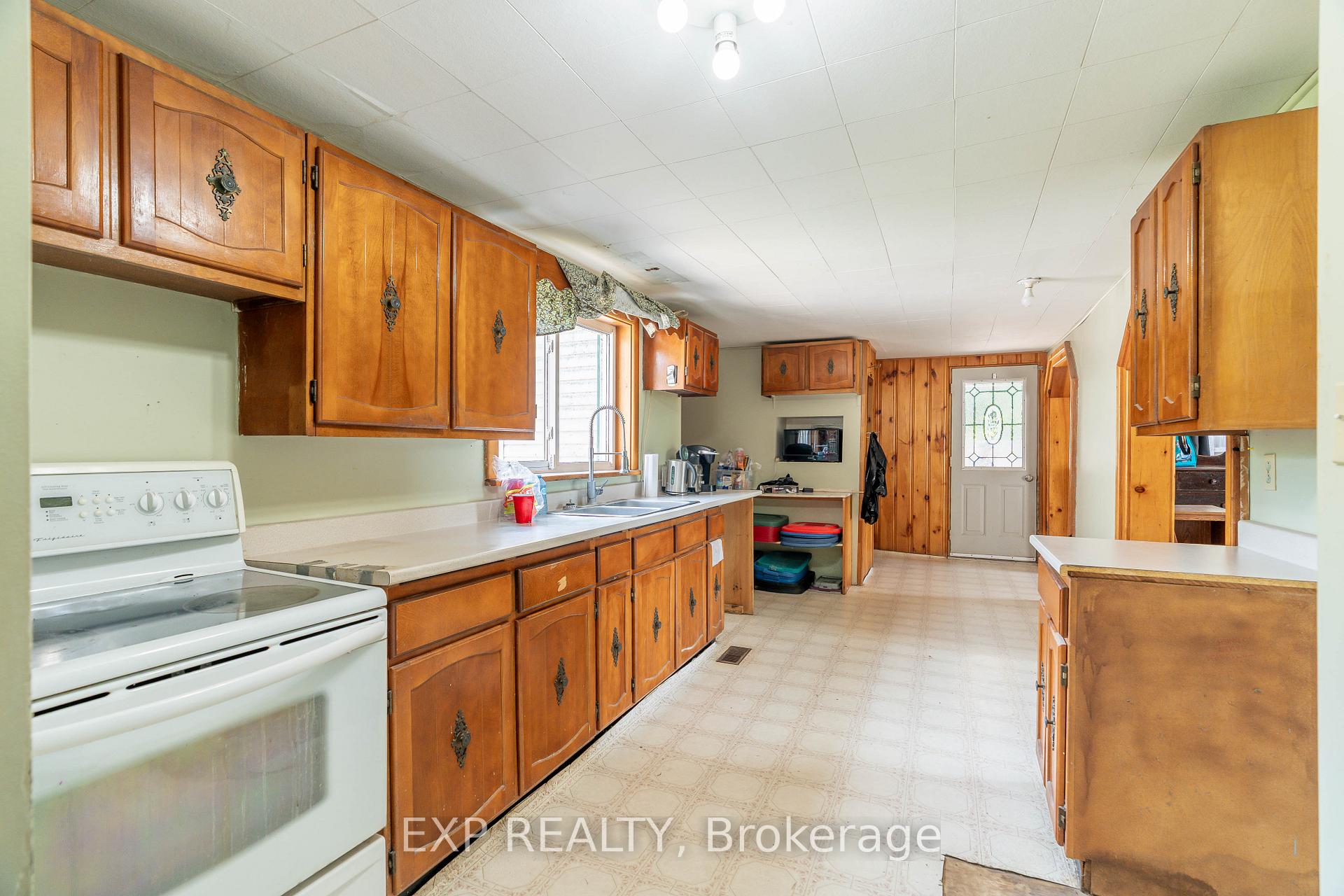Photo 8 of 178 Burnstown Road, McNab/Braeside, Mcnab/Braeside Twps — HOMEH