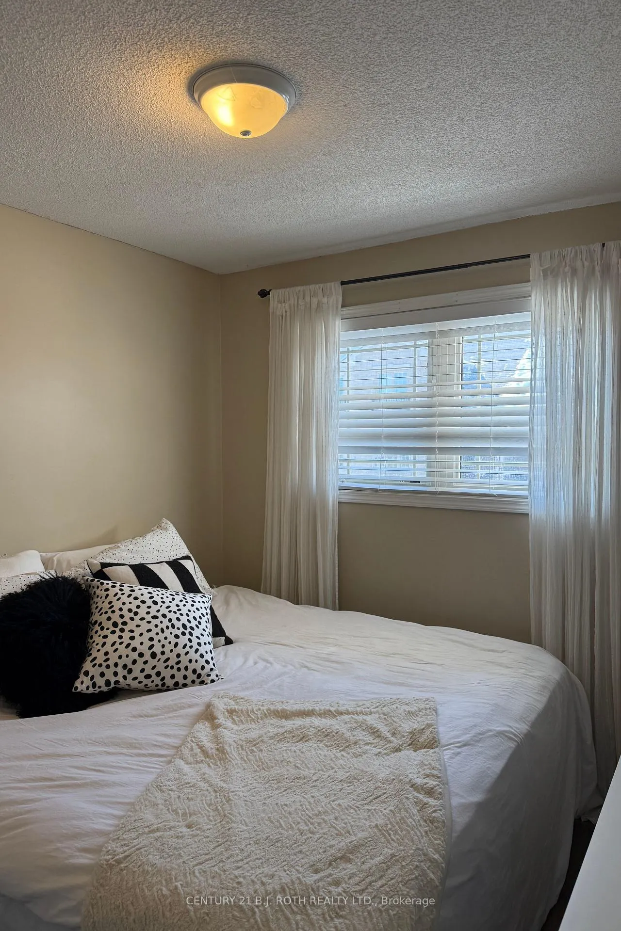 Photo 25 of Unit 63, 175 Stanley Street, Barrie, East Bayfield — HOMEH