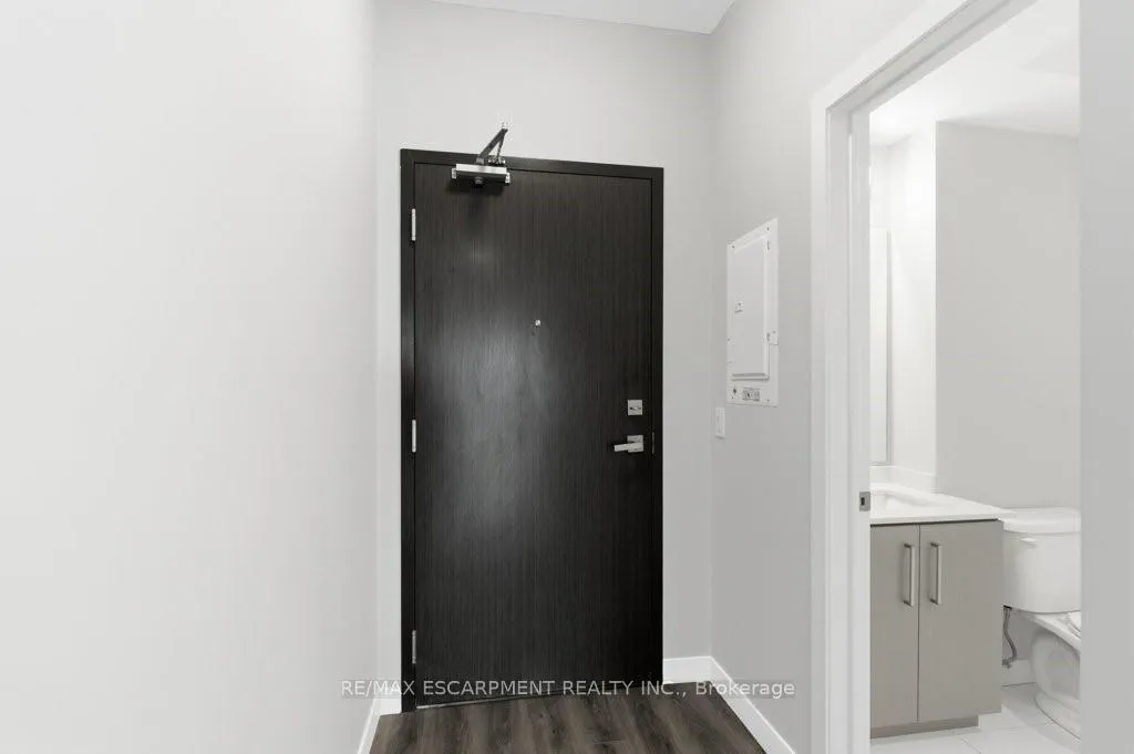 Photo 4 of Unit 2003, 15 Queen Street S, Hamilton, Central — HOMEH