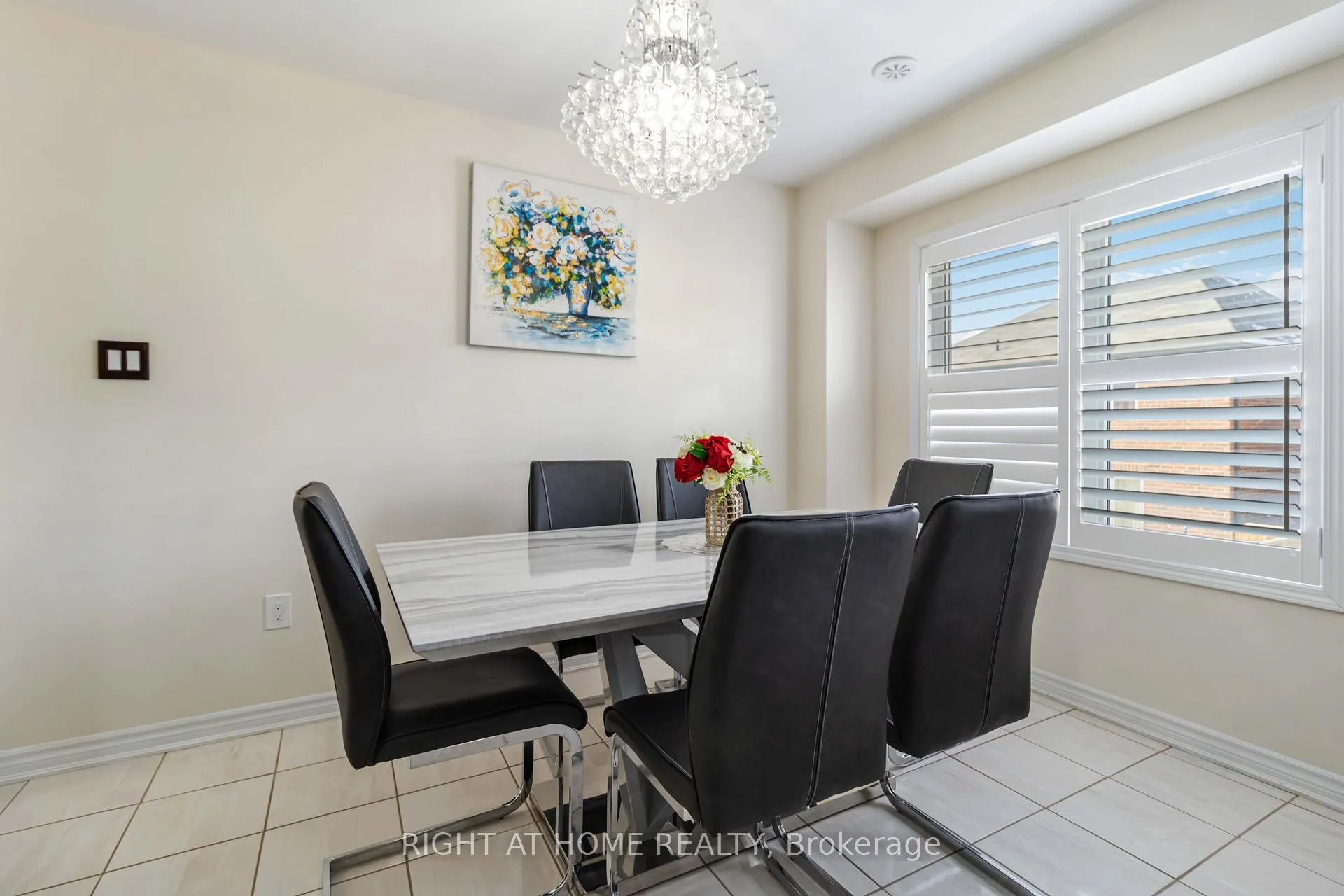 Photo 12 of 40 Stewardship Rd E, Brampton, Northwest Brampton — HOMEH
