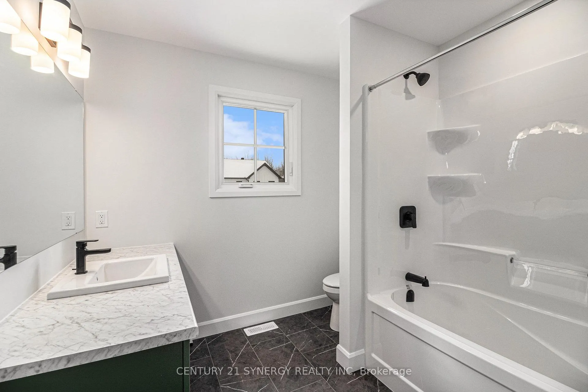 Photo 32 of 83 Villeneuve Street, North Stormont, North Stormont (Roxborough) Twp — HOMEH